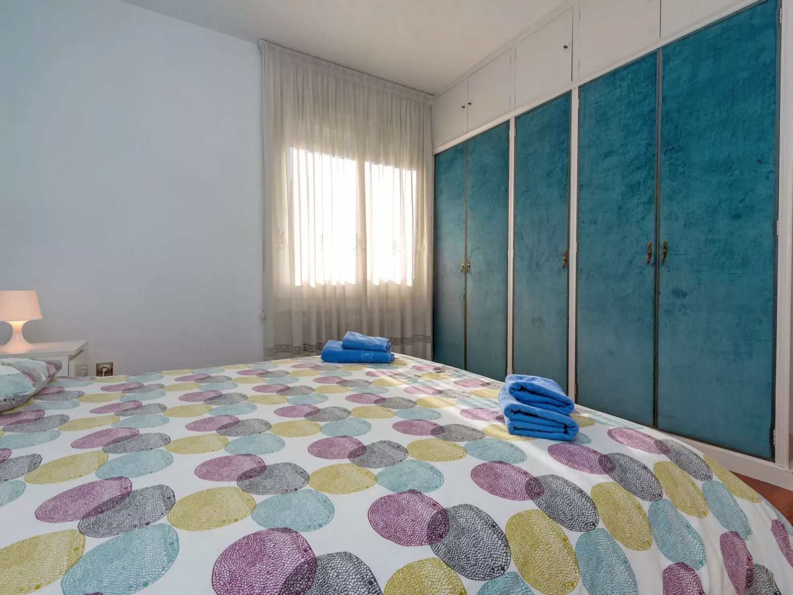 Sants-Les Corts Galileu-Inside