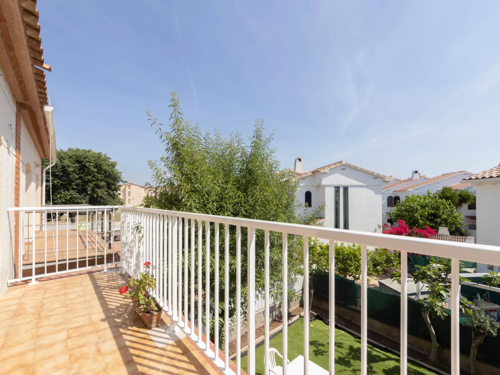 Residencial Port Lligat-Outside