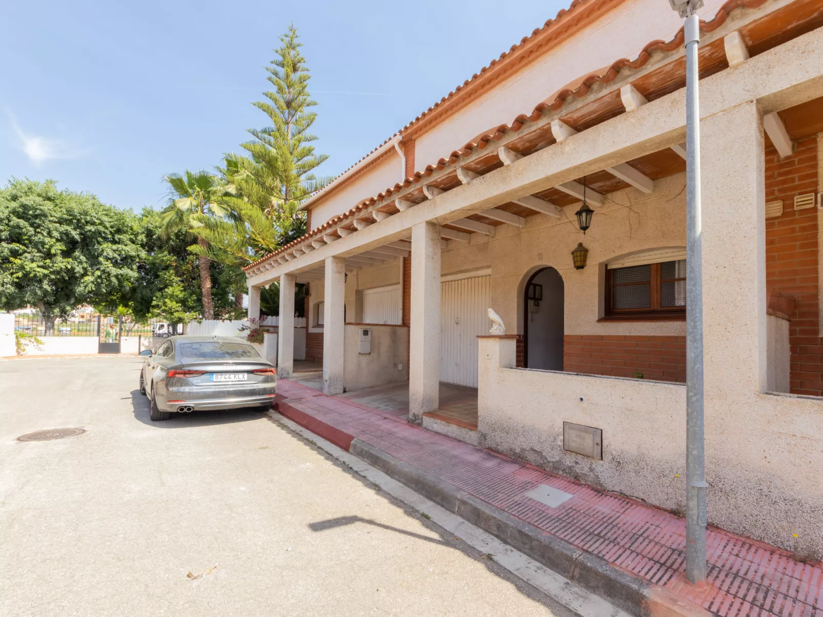 Residencial Port Lligat-Outside