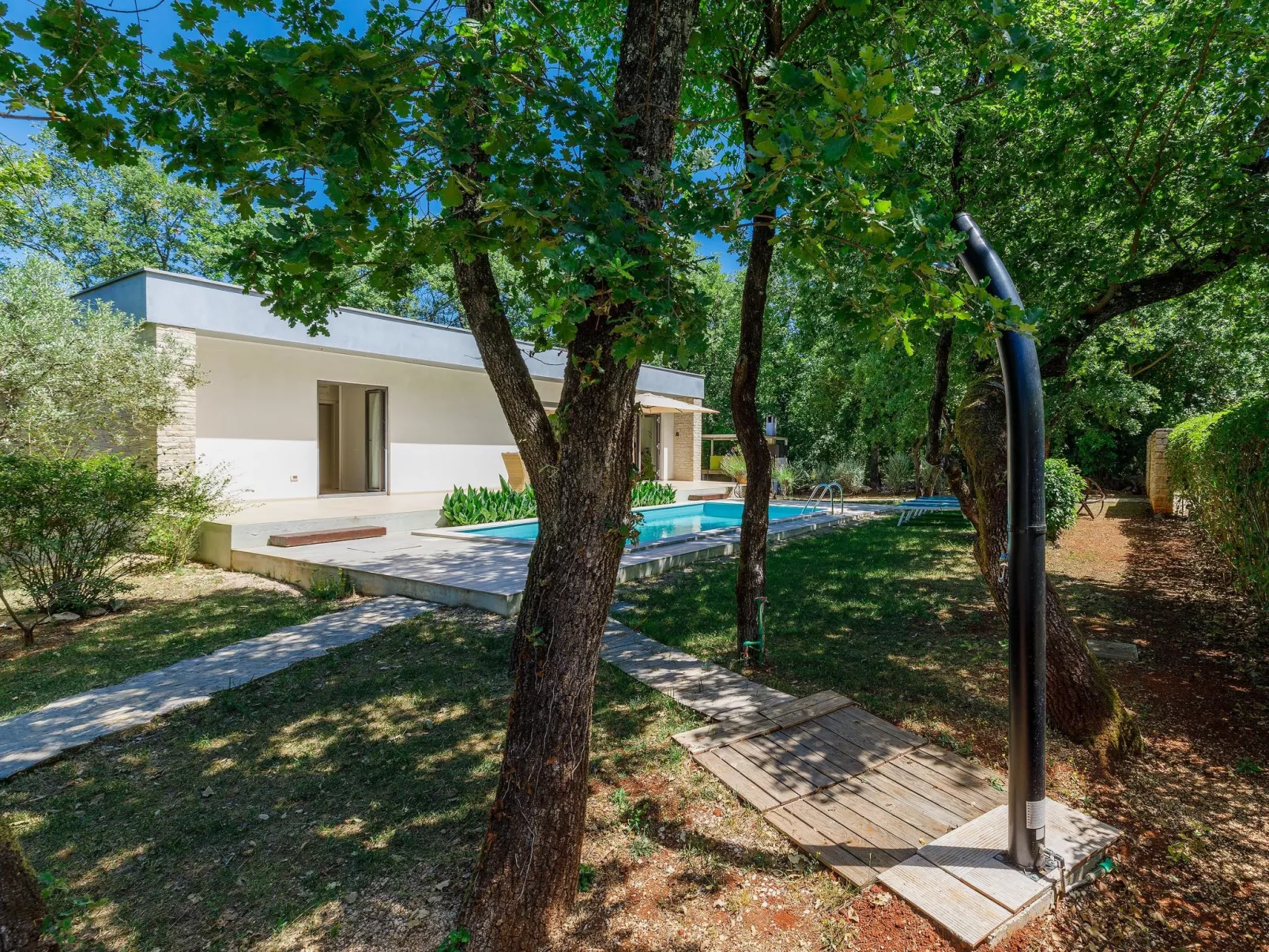 Villa Frleti-Dehors