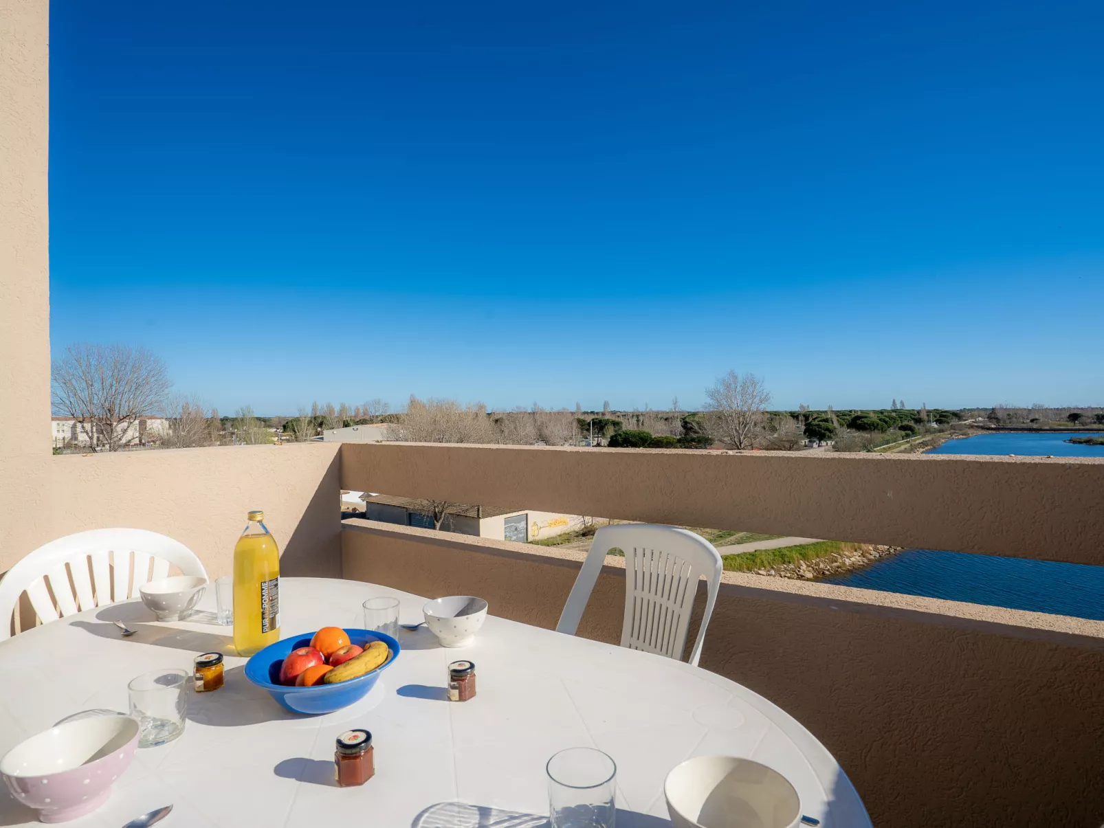 Terrasse du Soleil-Outside