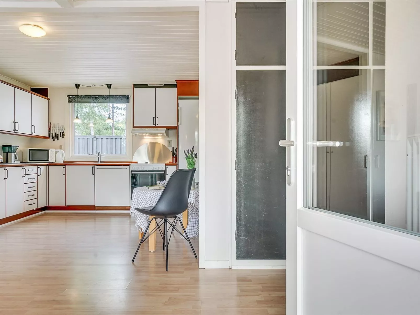 "Toralf" - 3.5km from the sea-Inside