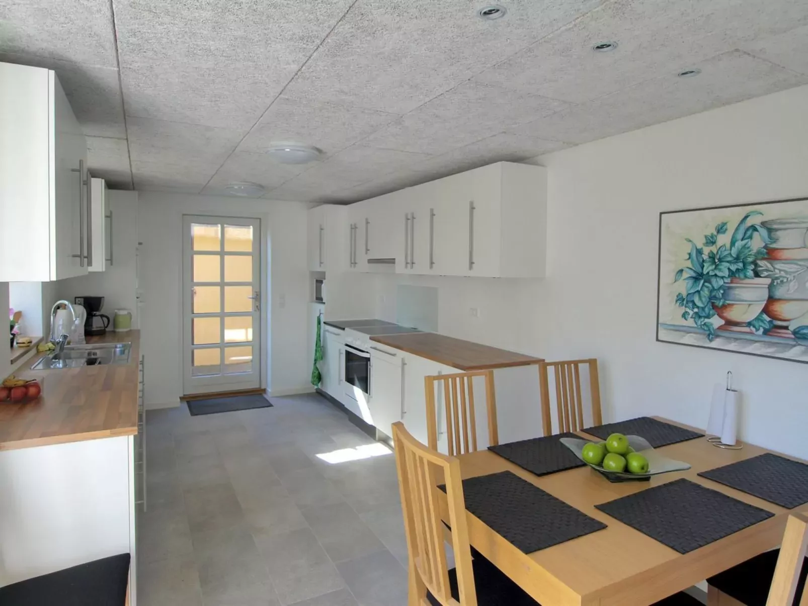 "Ødmar" - 400m from the sea-Inside