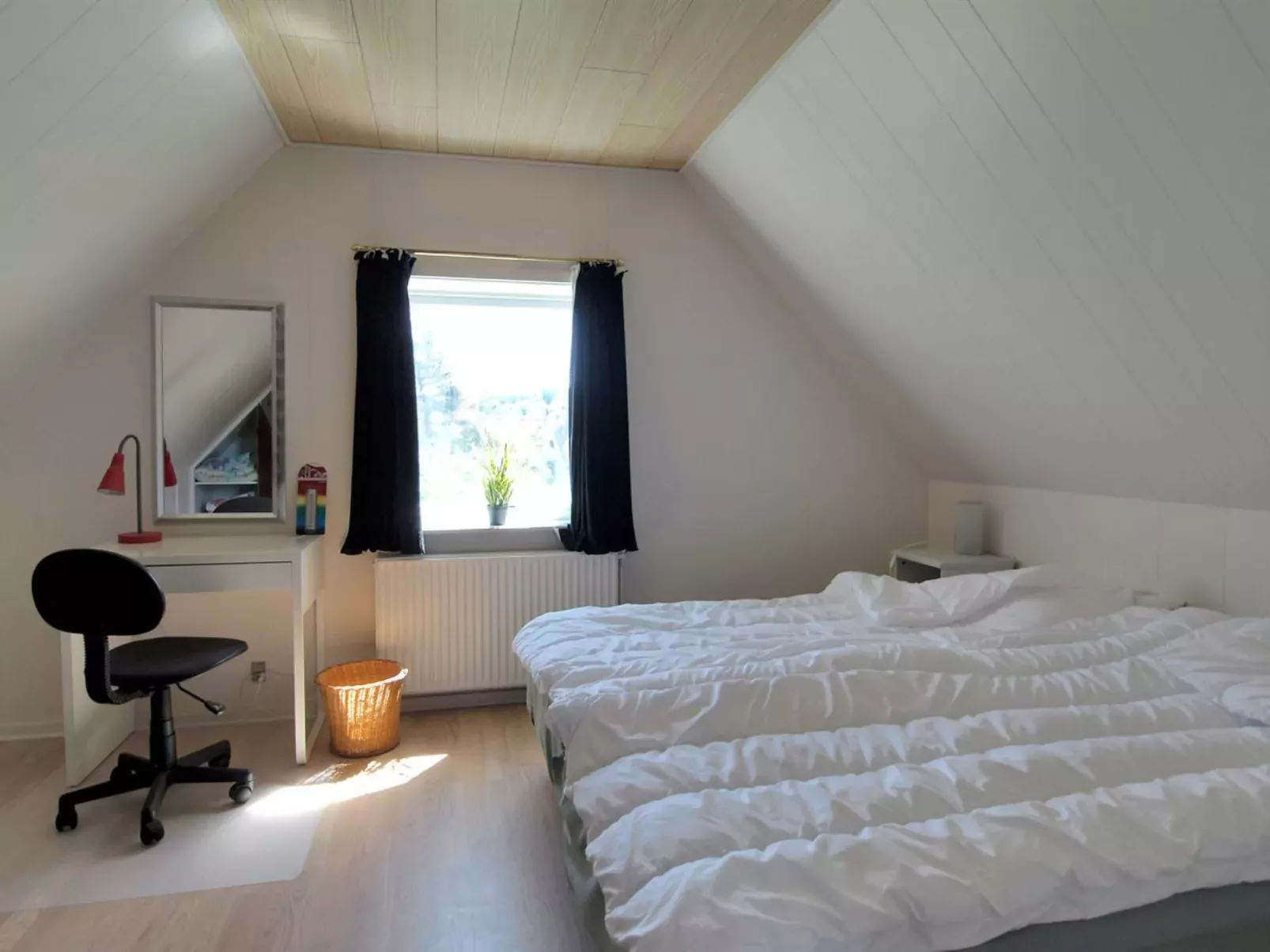 "Ødmar" - 400m from the sea-Inside