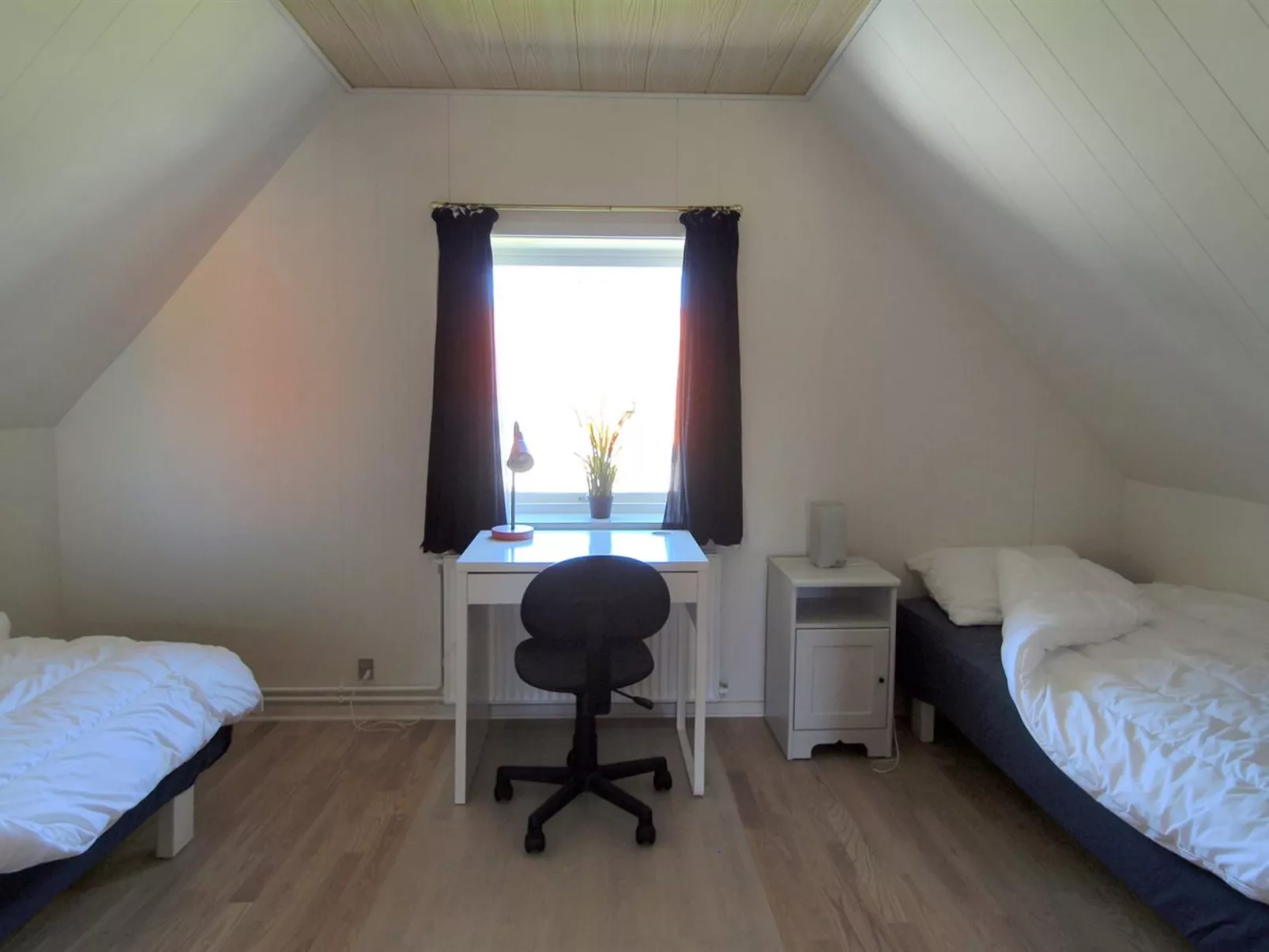 "Ødmar" - 400m from the sea-Inside