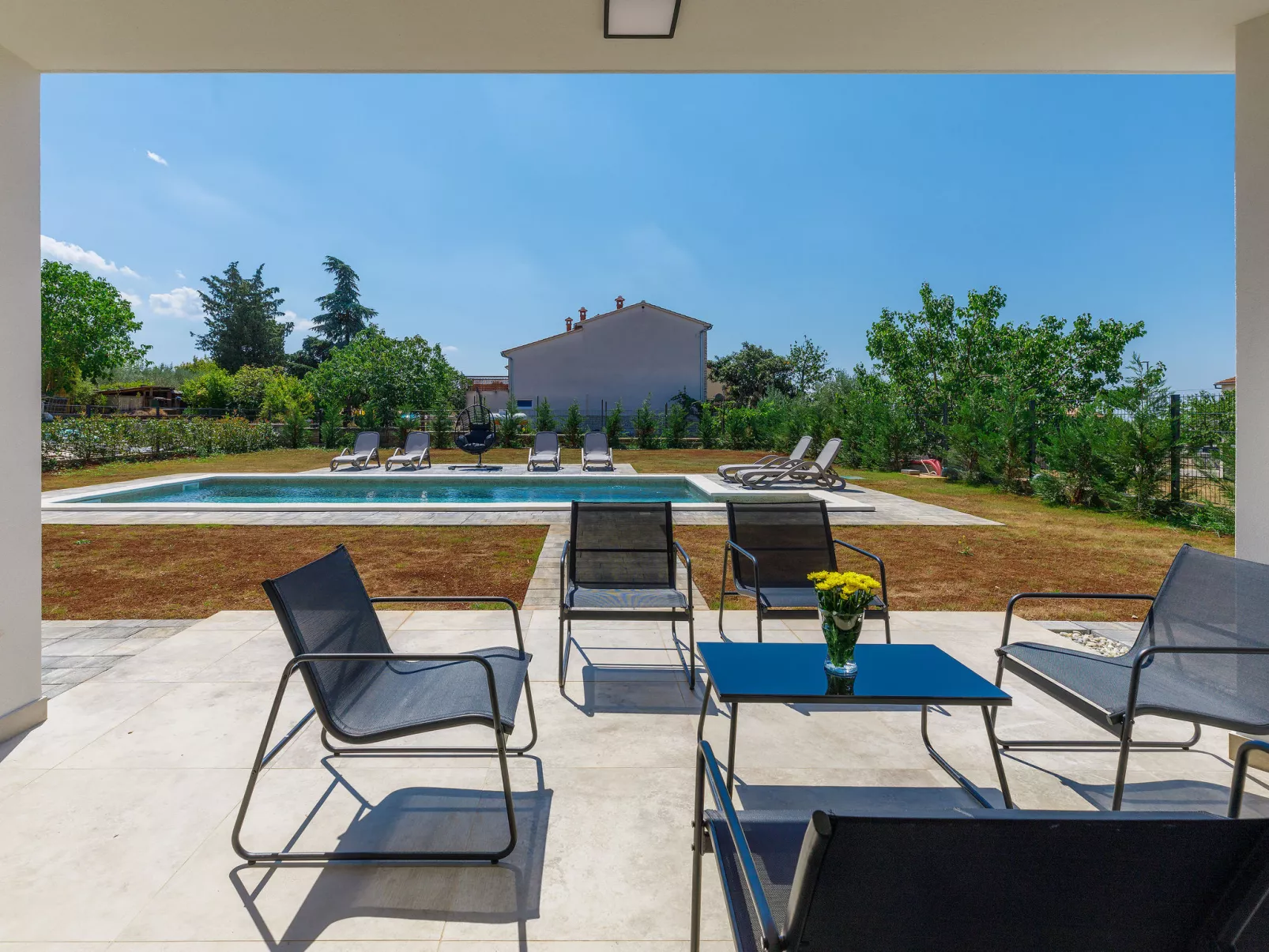 Villa Essea-Dehors