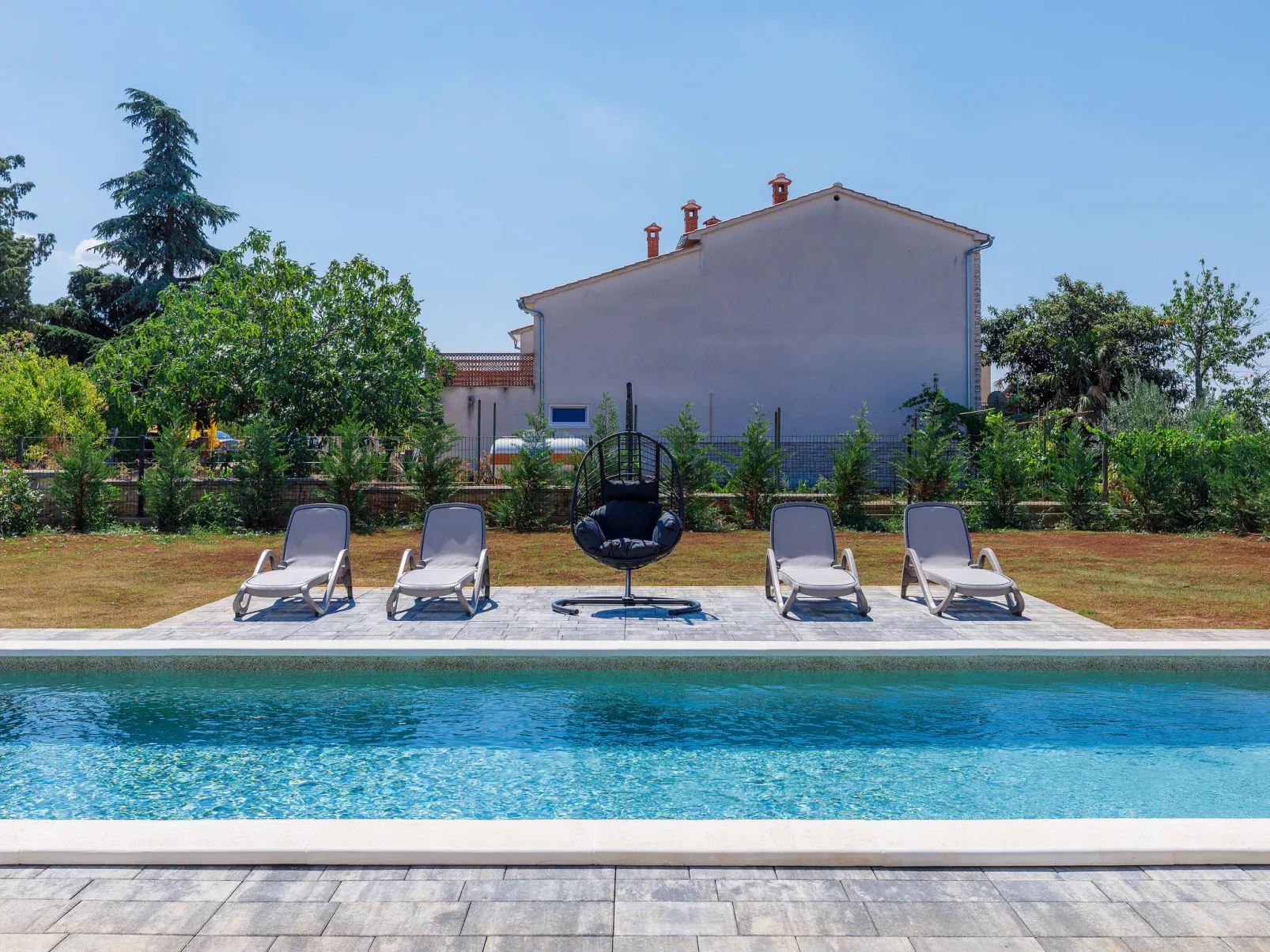 Villa Essea-Dehors