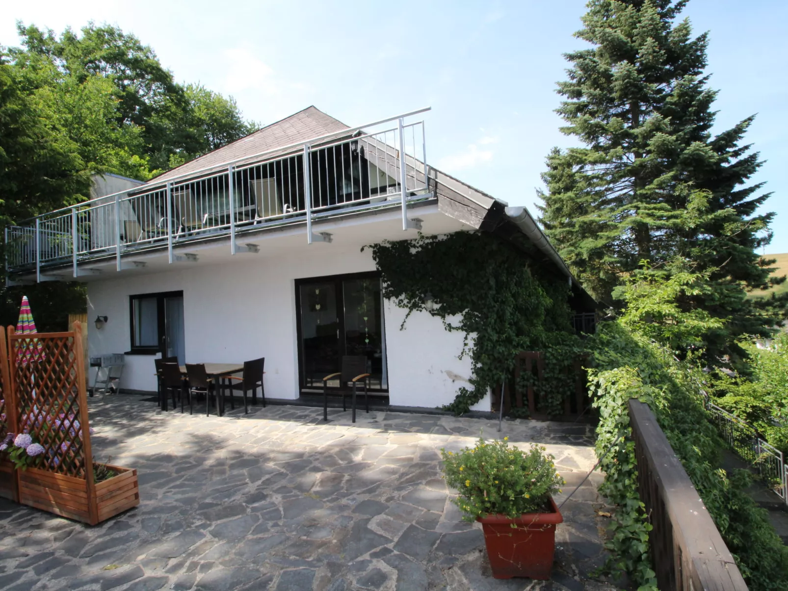 Eifelnatur (Haus 2)-Draußen