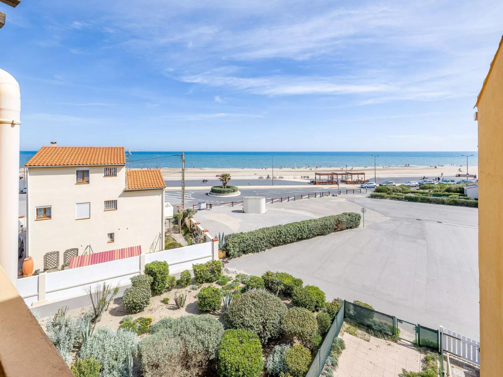 Les Balcons de la Méditerranée-Outside