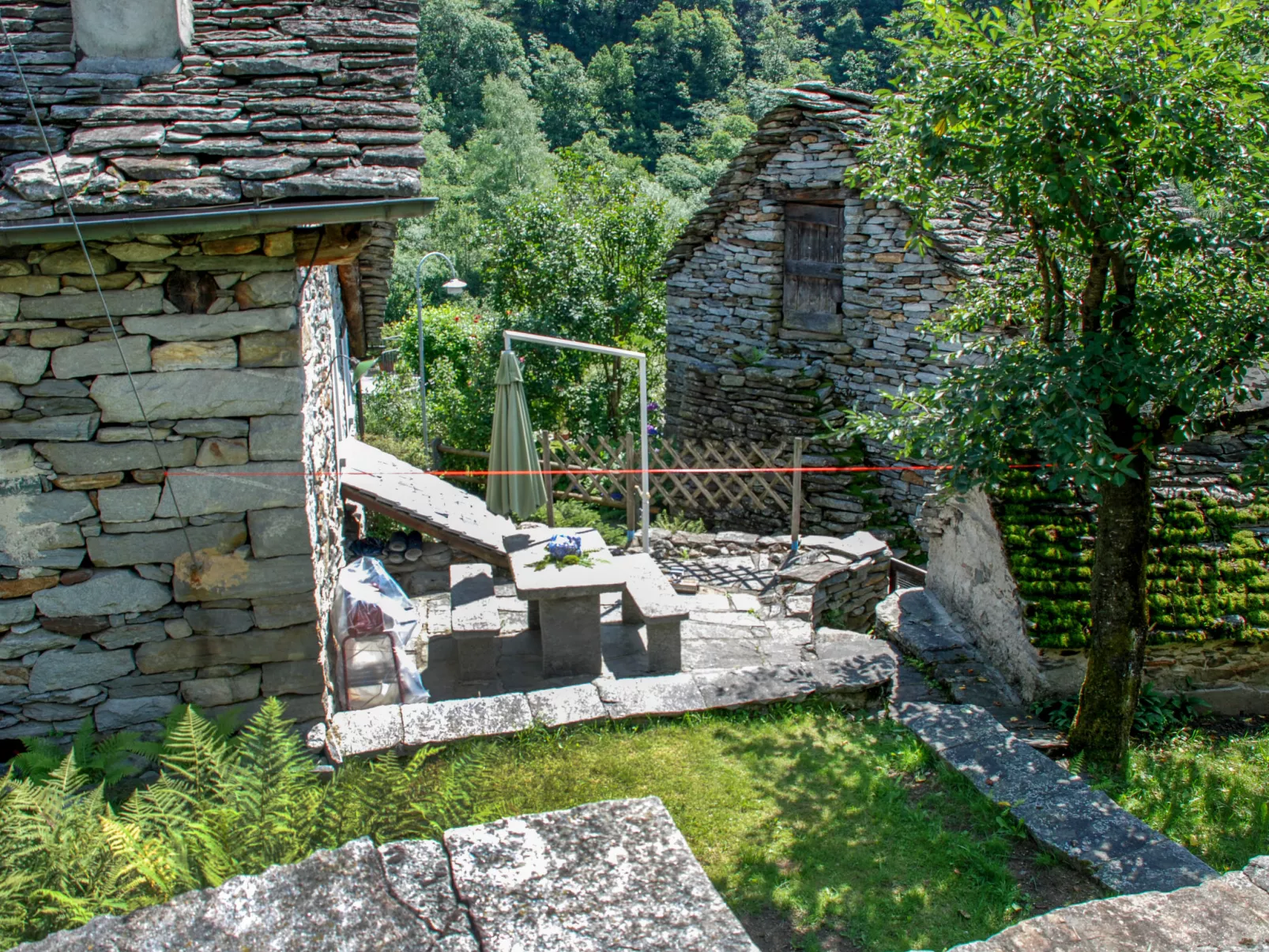 La Formighera-Outside