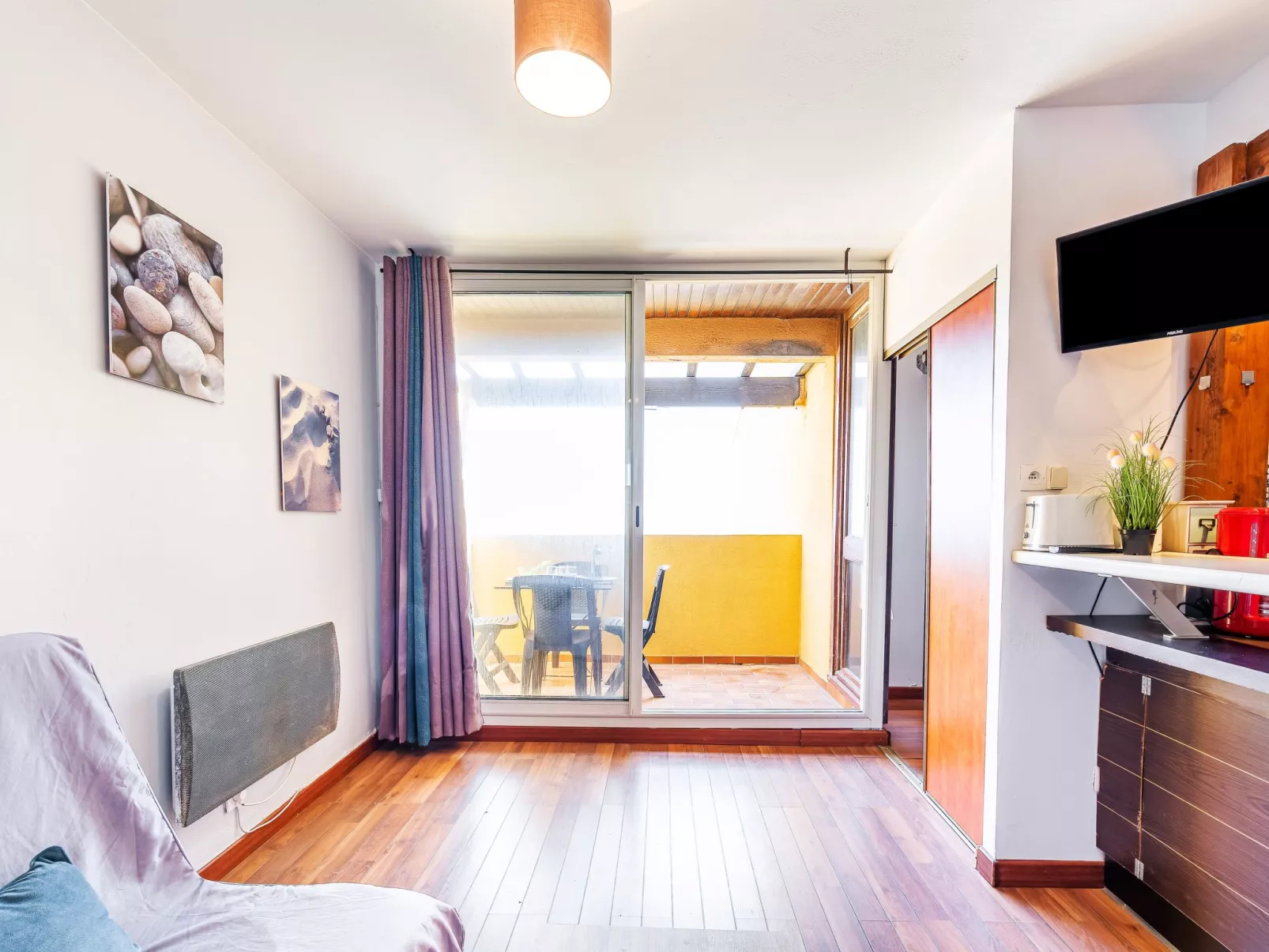 Les Balcons de la Méditerranée-Inside