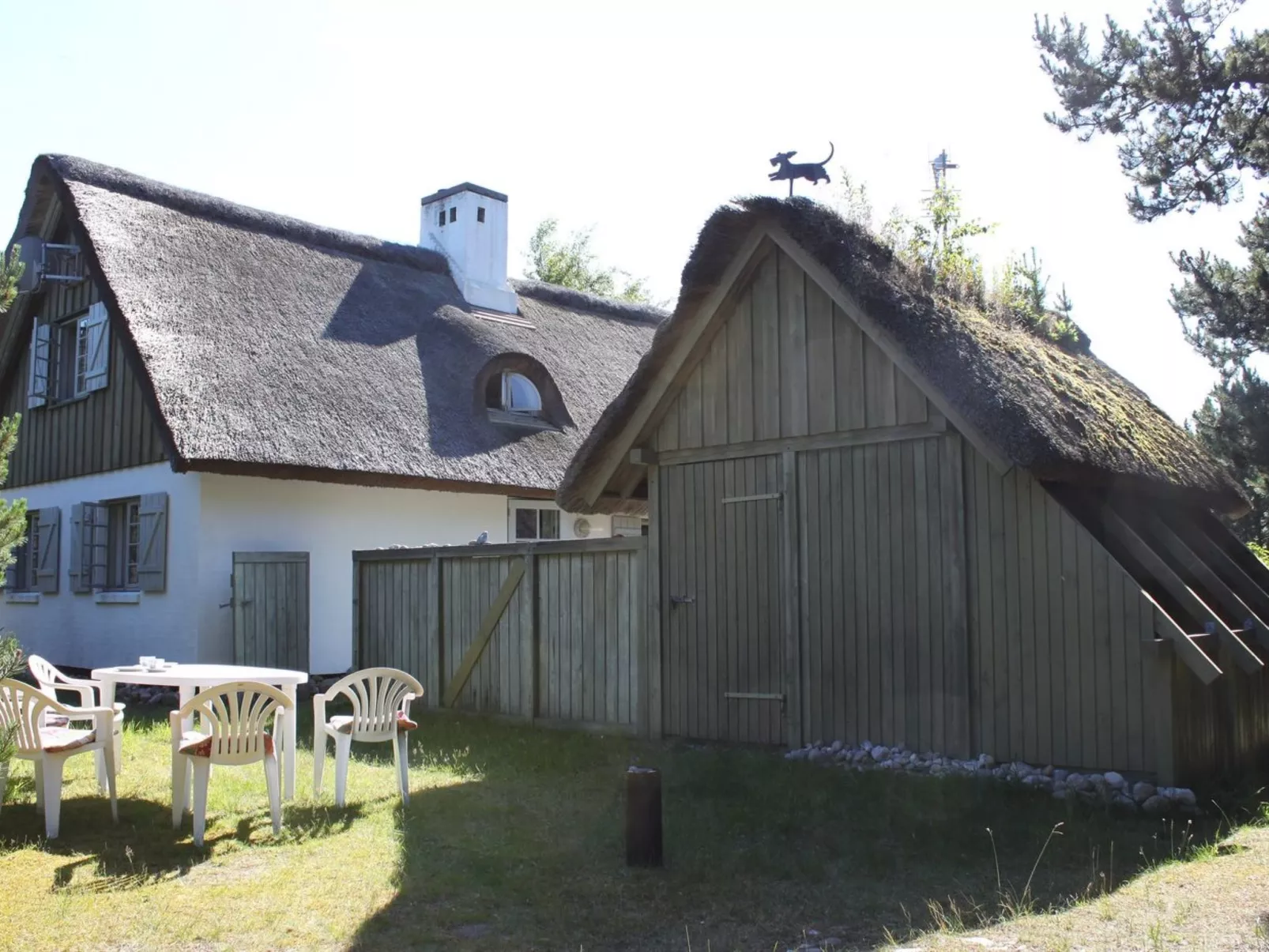 "Gravers" - 300m from the sea-Outside
