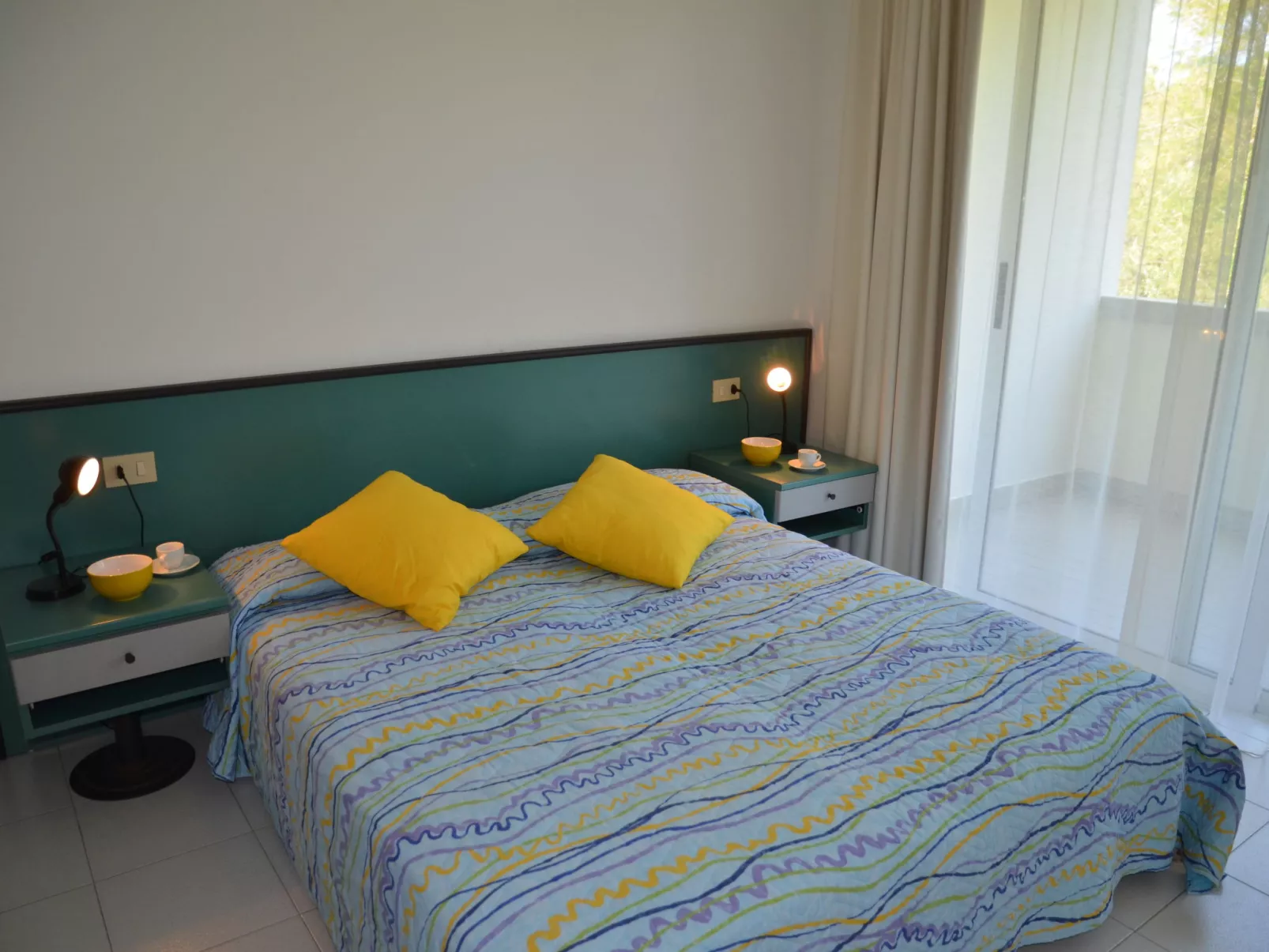 Residence Pinewood-Inside