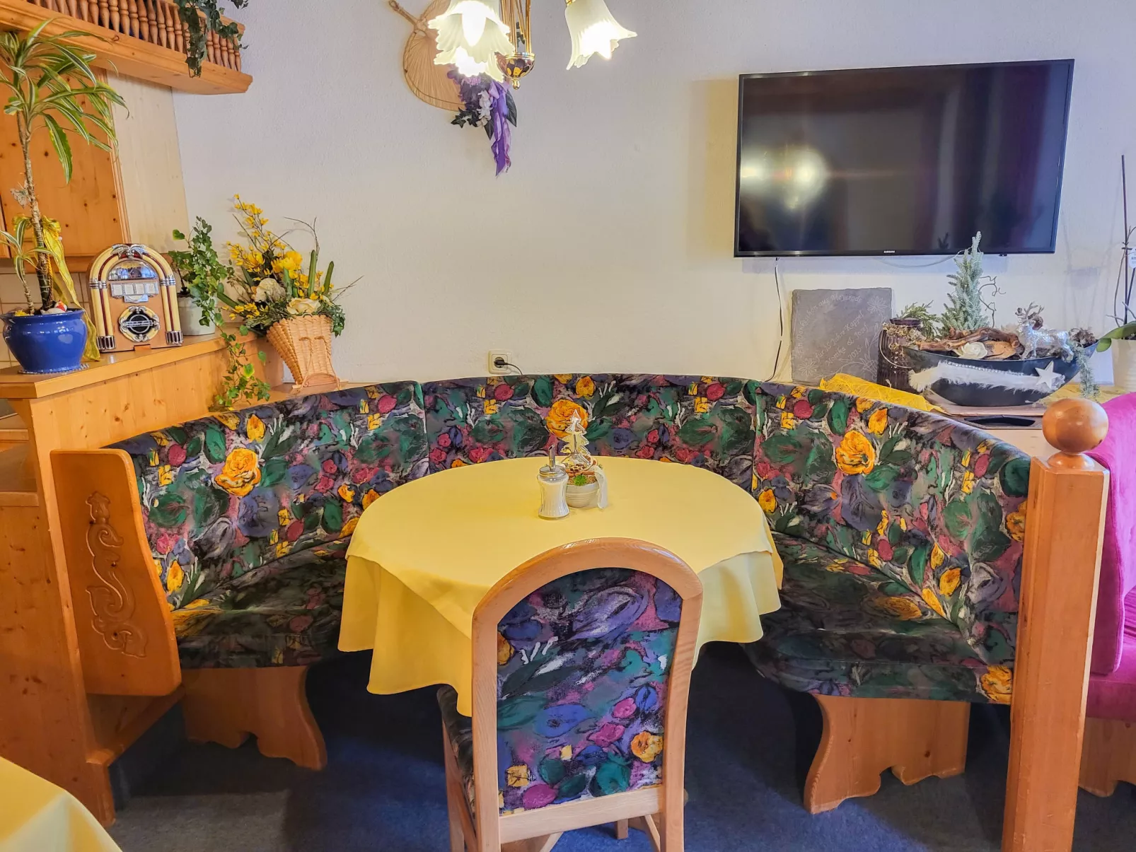 LaFontana-Inside