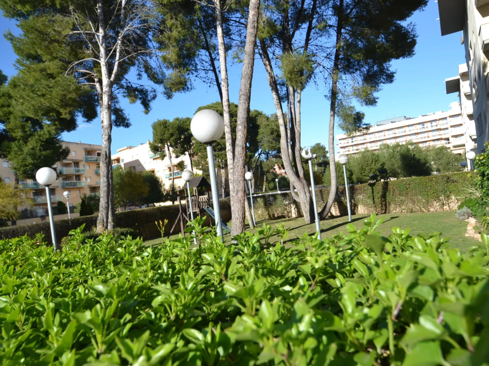 Montserrada 2-Outside