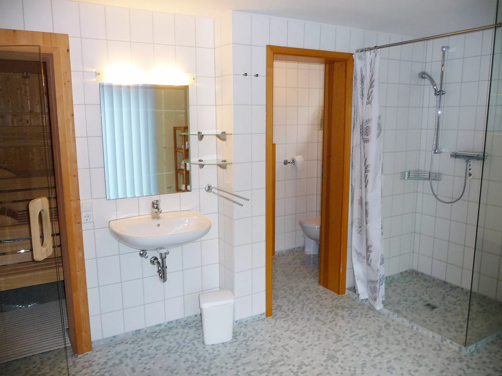 Rosengarten-Inside