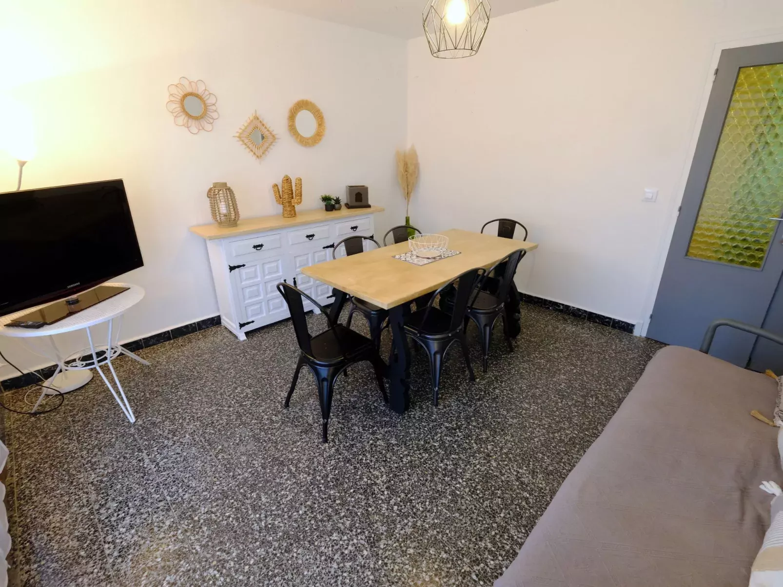 Edificio Beausoleil-Inside