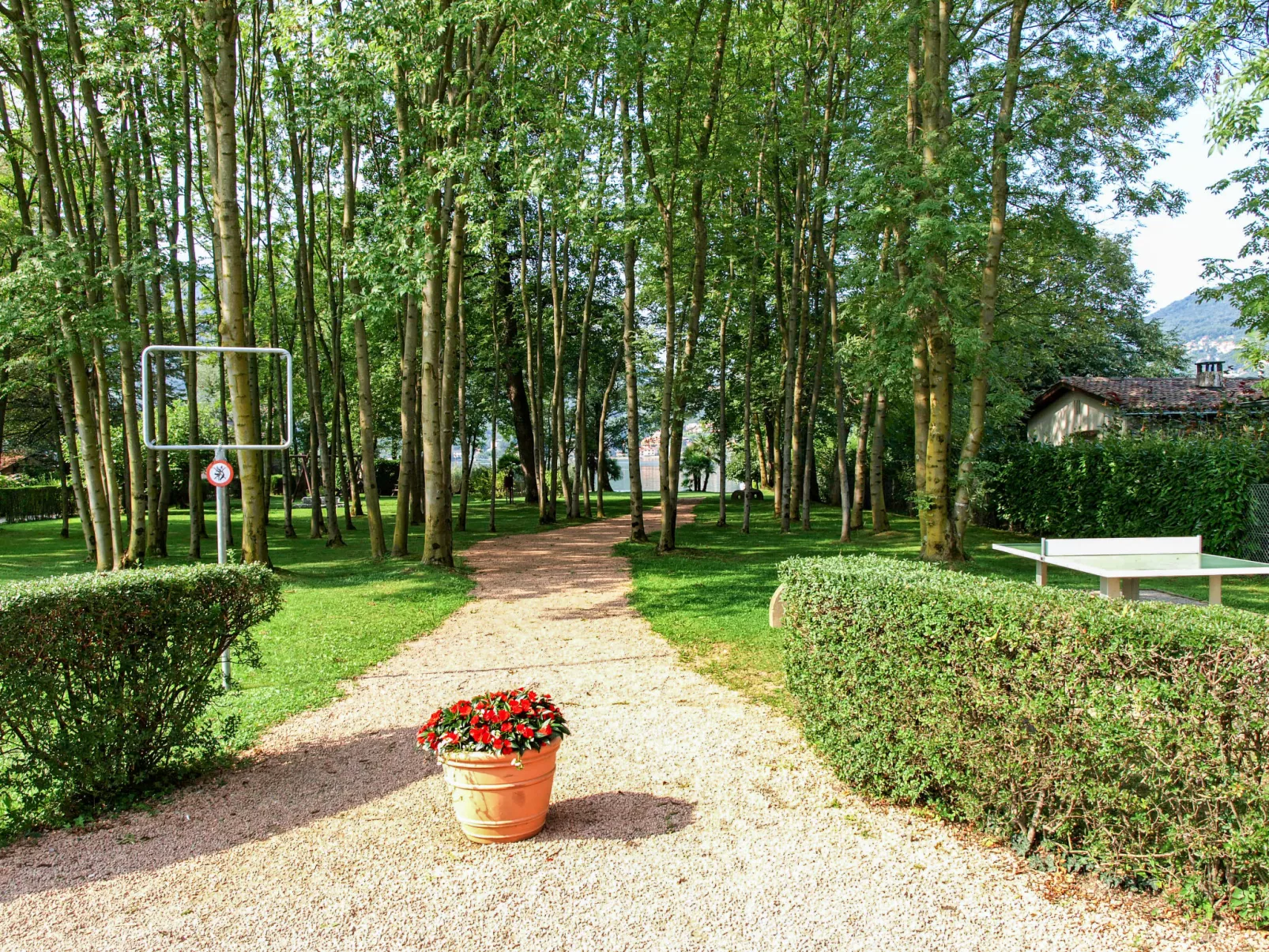 Residenza Parcolago Apt 018 mit Garten-Outside
