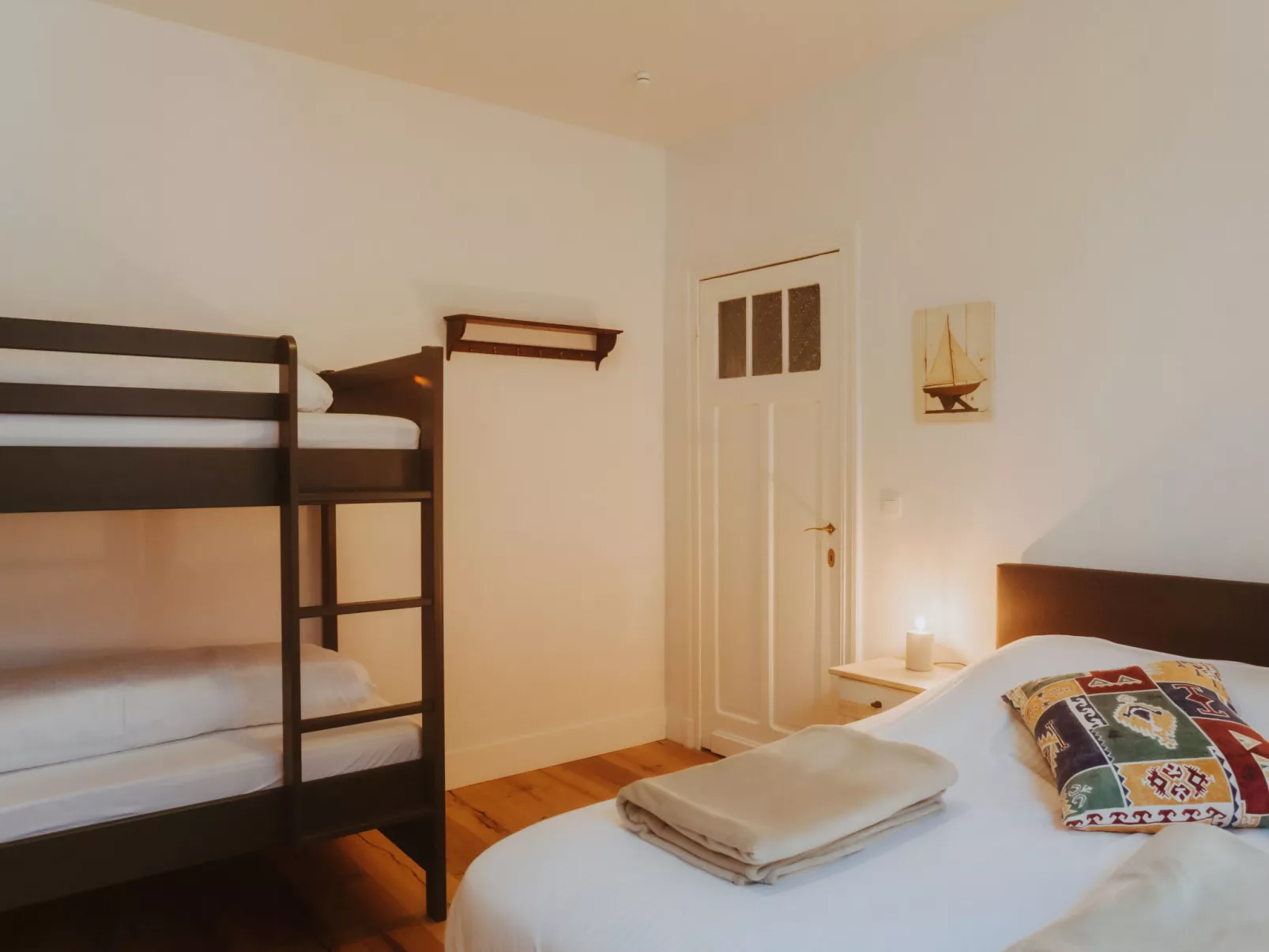 Historical and spacious-Dedans