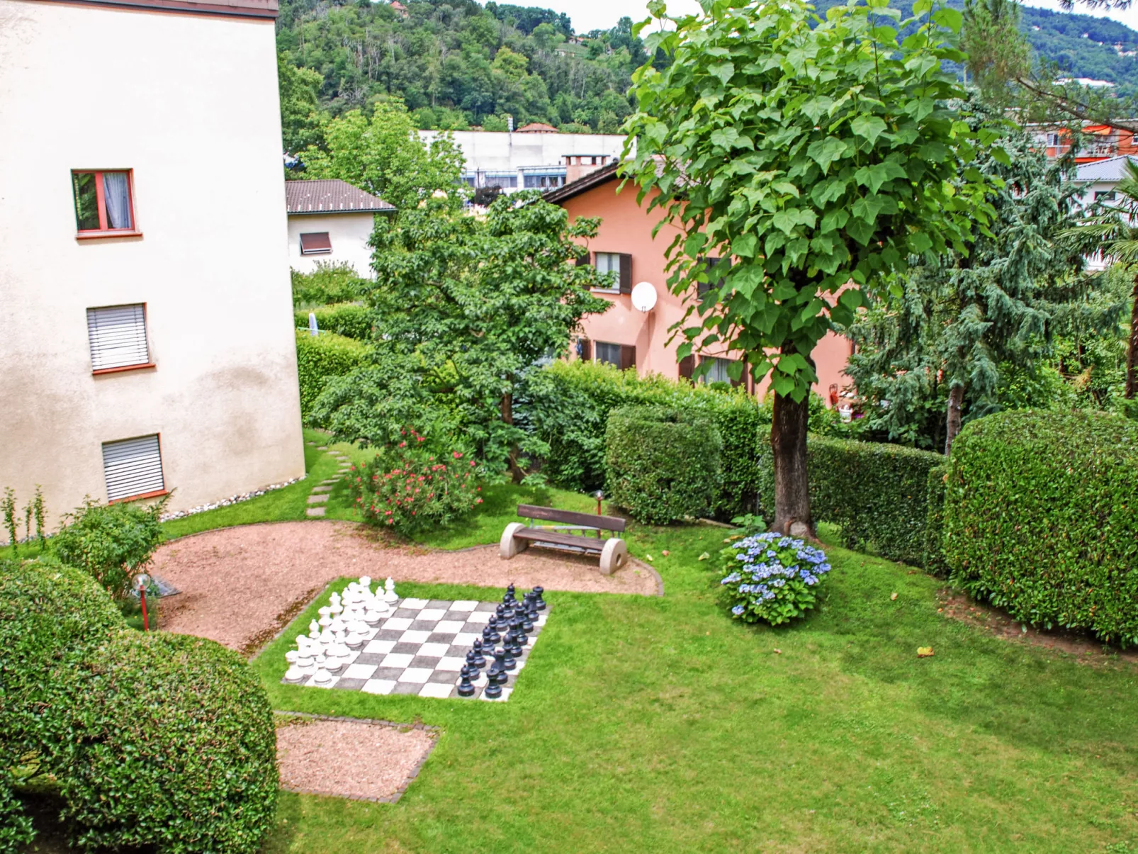 Residenza Parcolago Apt 018 mit Garten-Outside