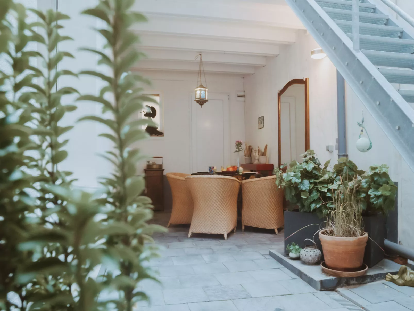 Historical and spacious-Dehors