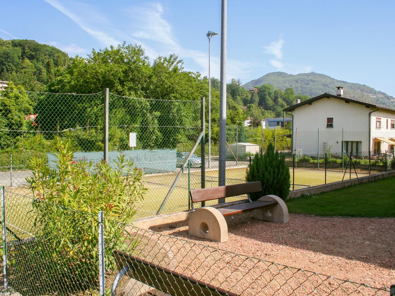 Residenza Parcolago Apt.008-Draußen