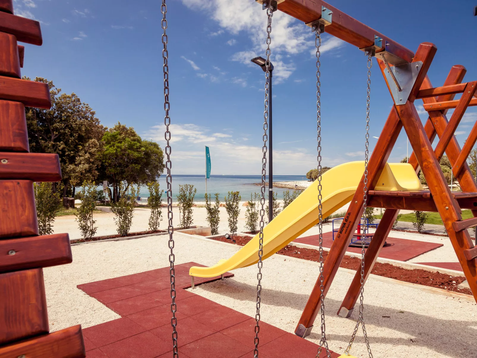 Mobilhome Beach Villa-Outside