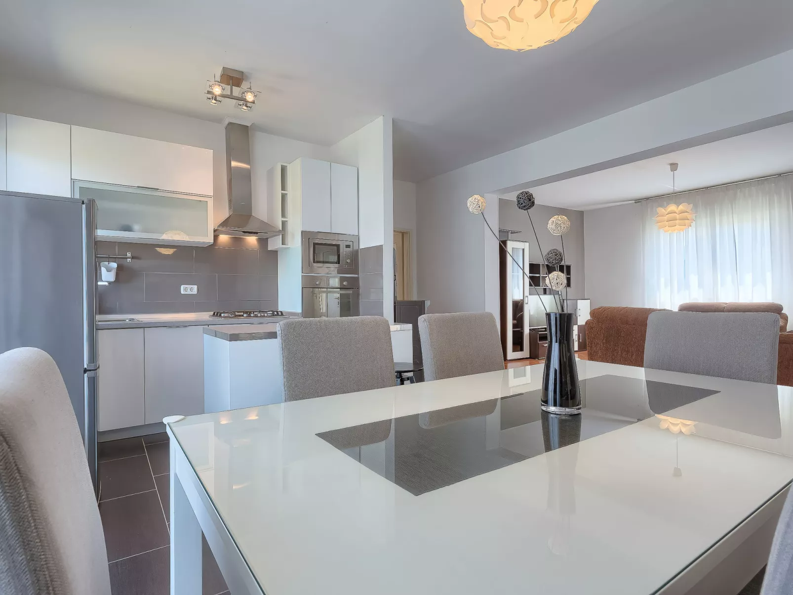 Rovere-Inside