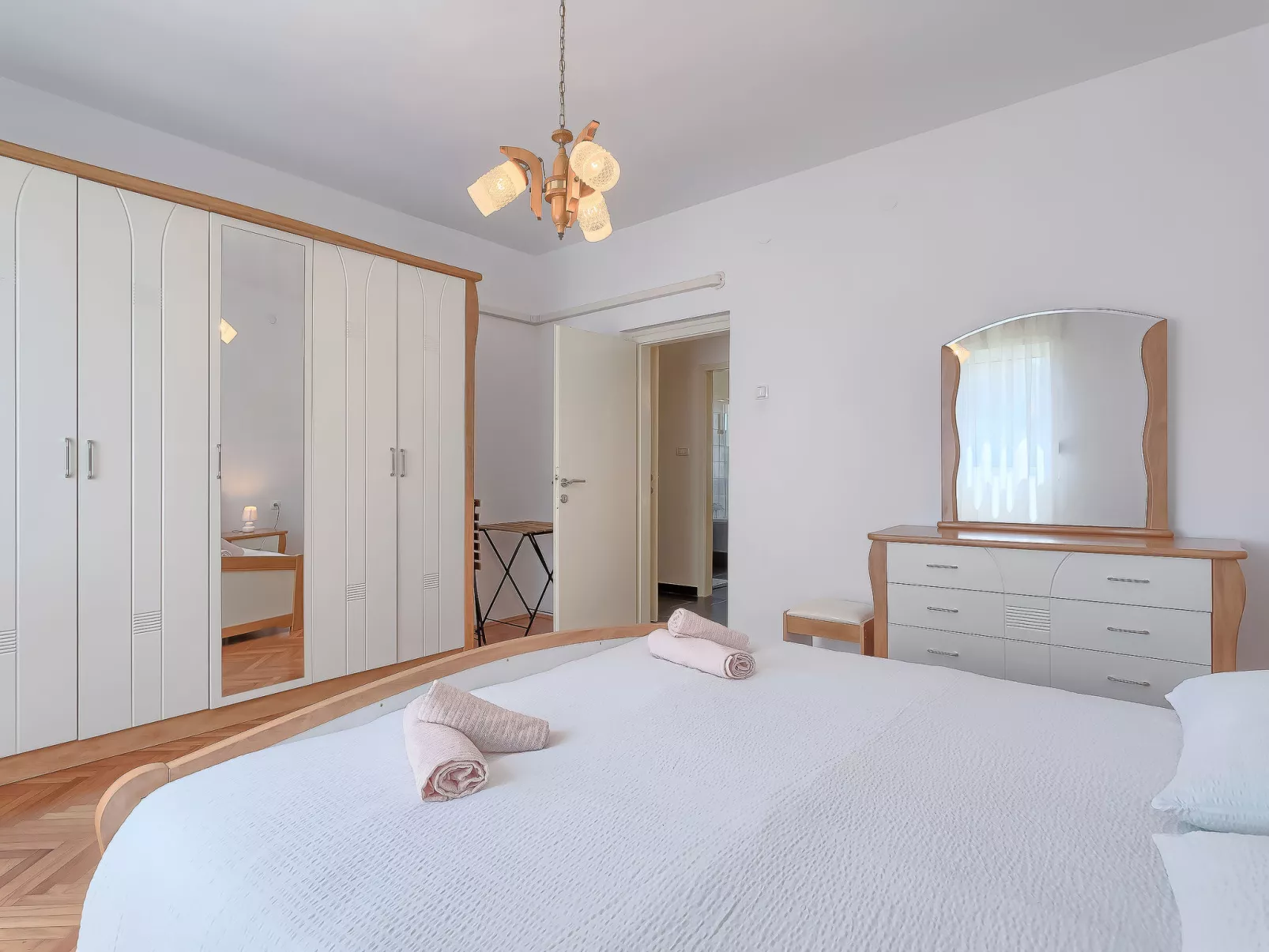 Rovere-Inside
