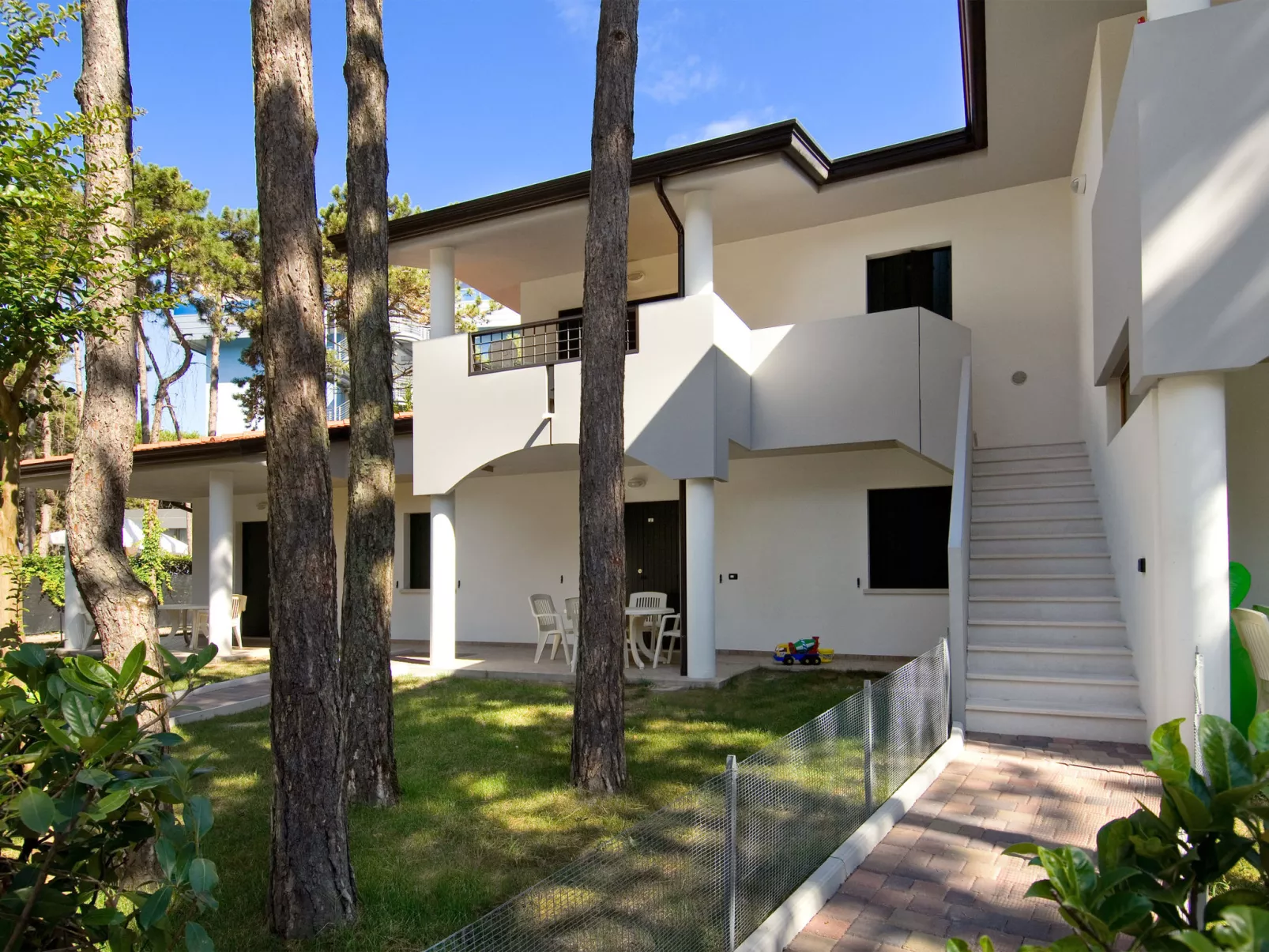 Villa Angela-Outside