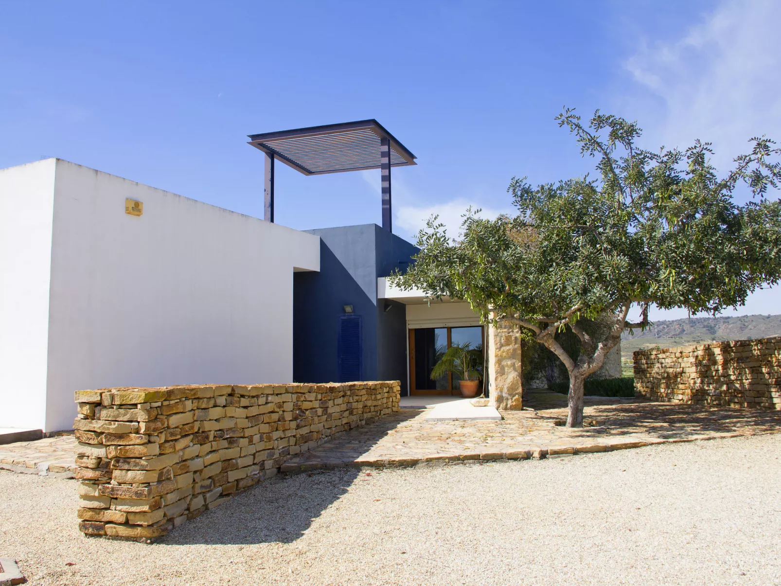 La Veleta-Outside