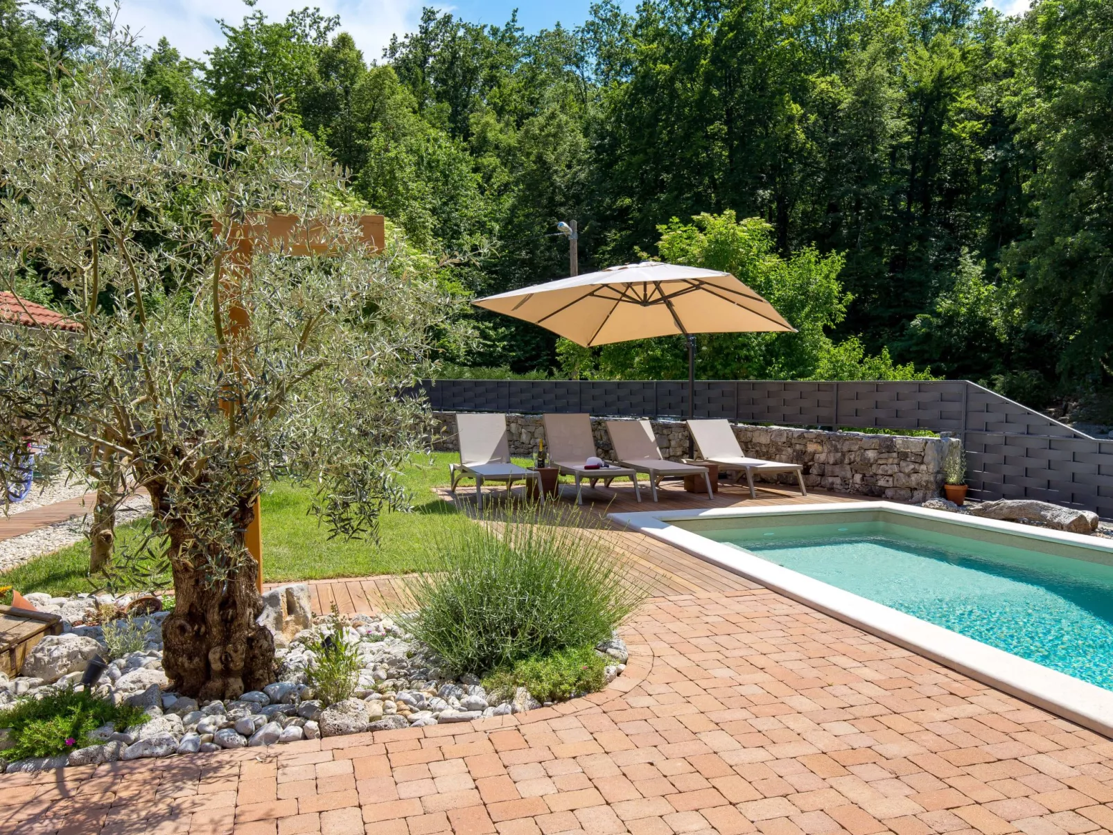 Villa Antonio-Outside