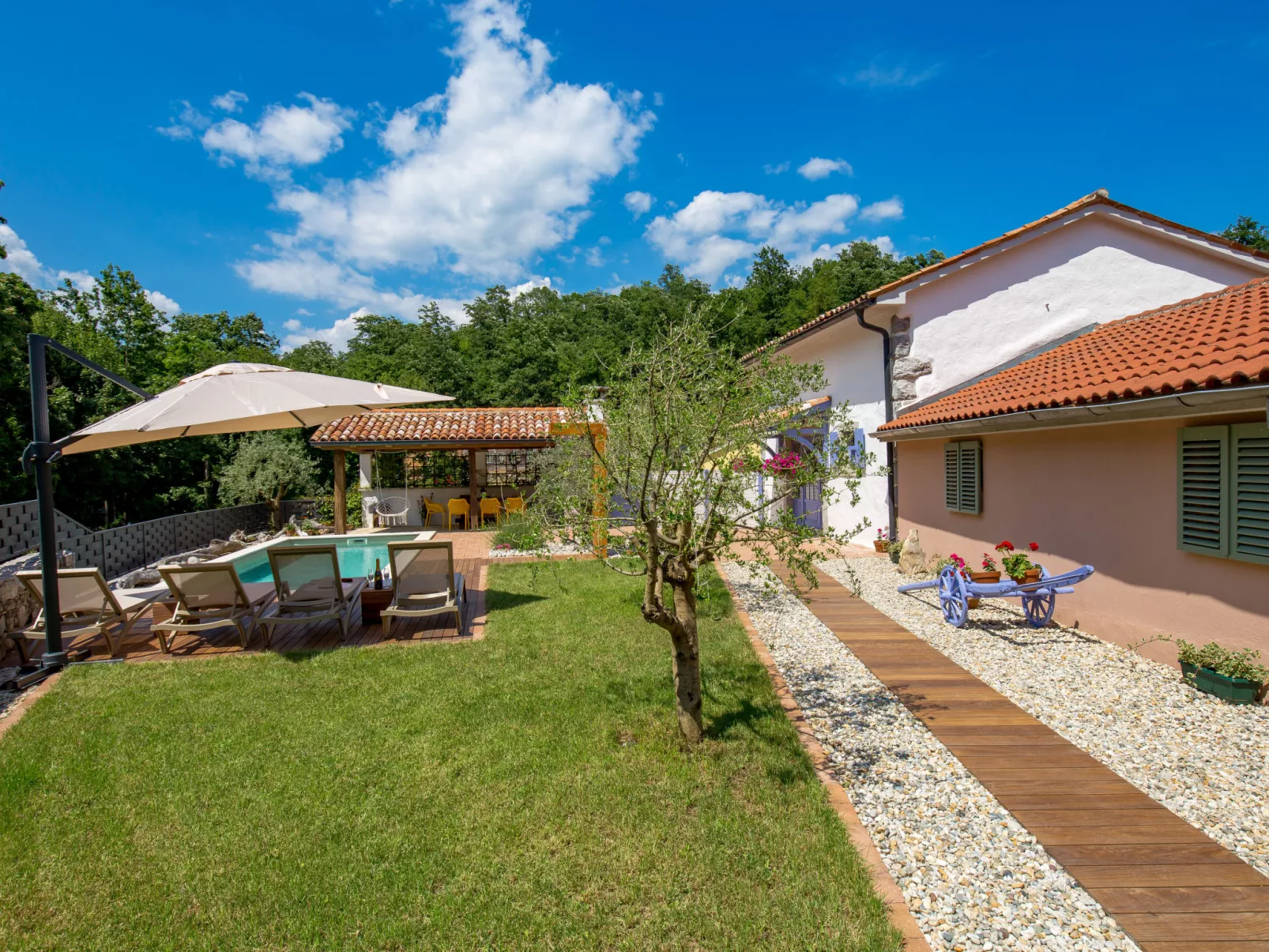 Villa Antonio-Outside