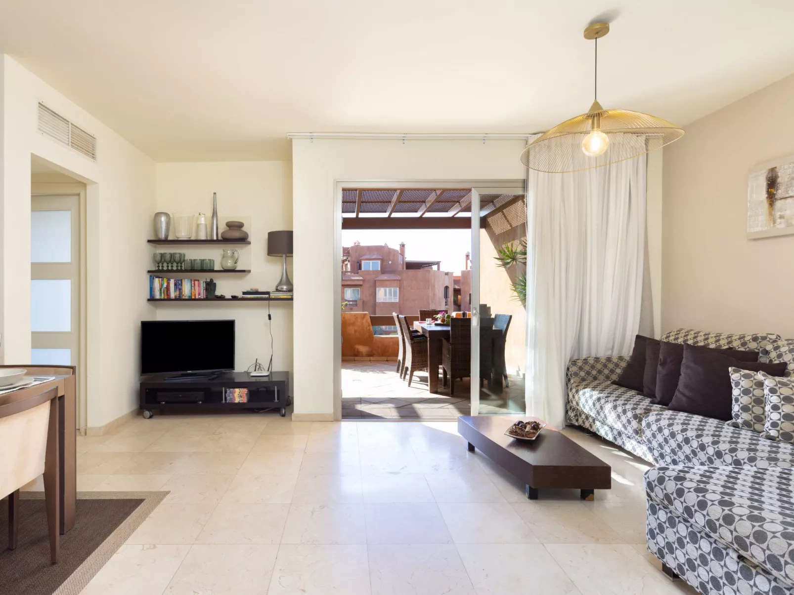Duplex Bencomo-Inside