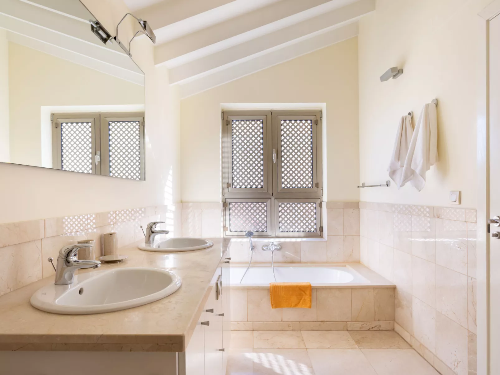 Duplex Bencomo-Inside