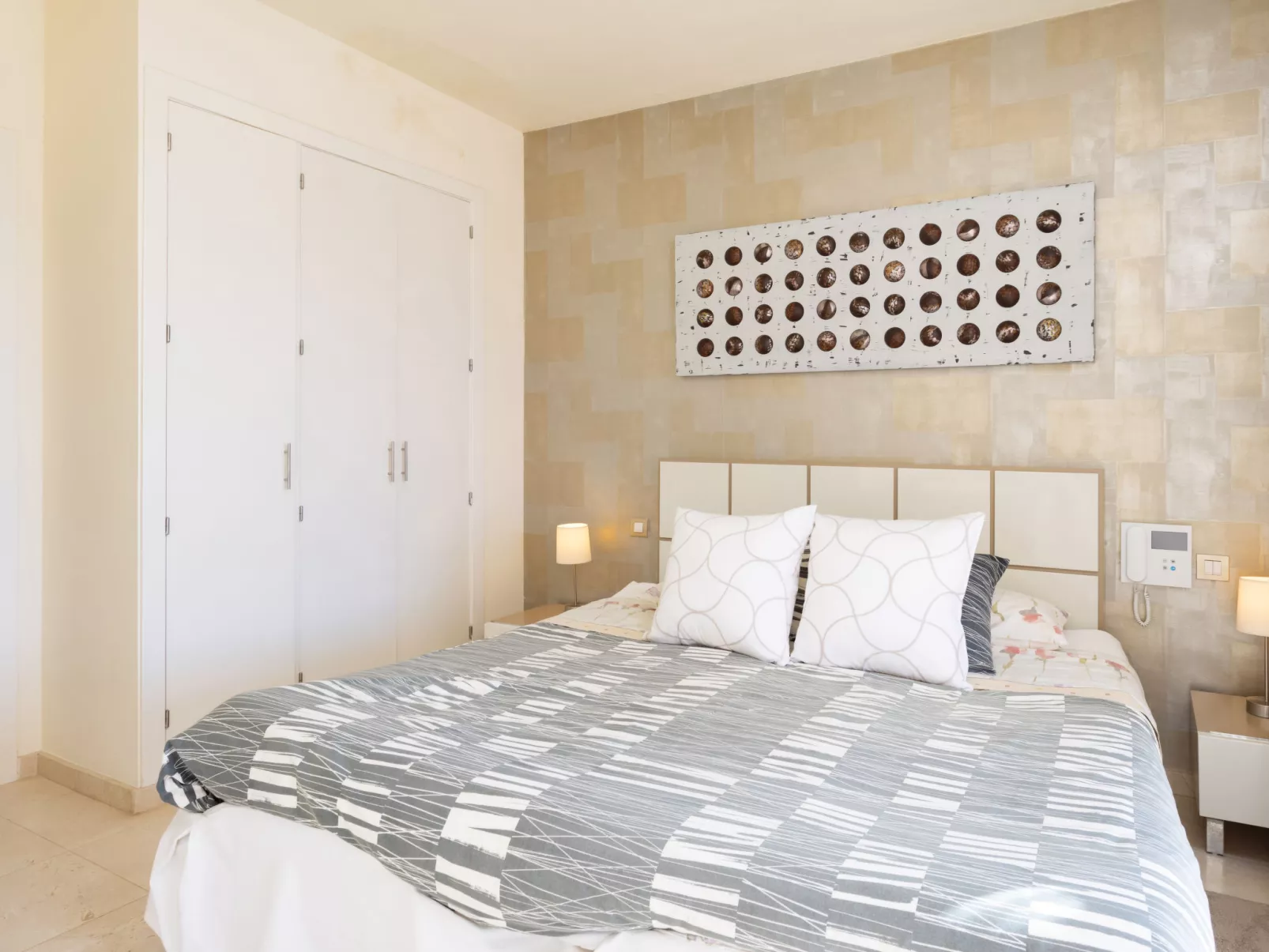 Duplex Bencomo-Inside