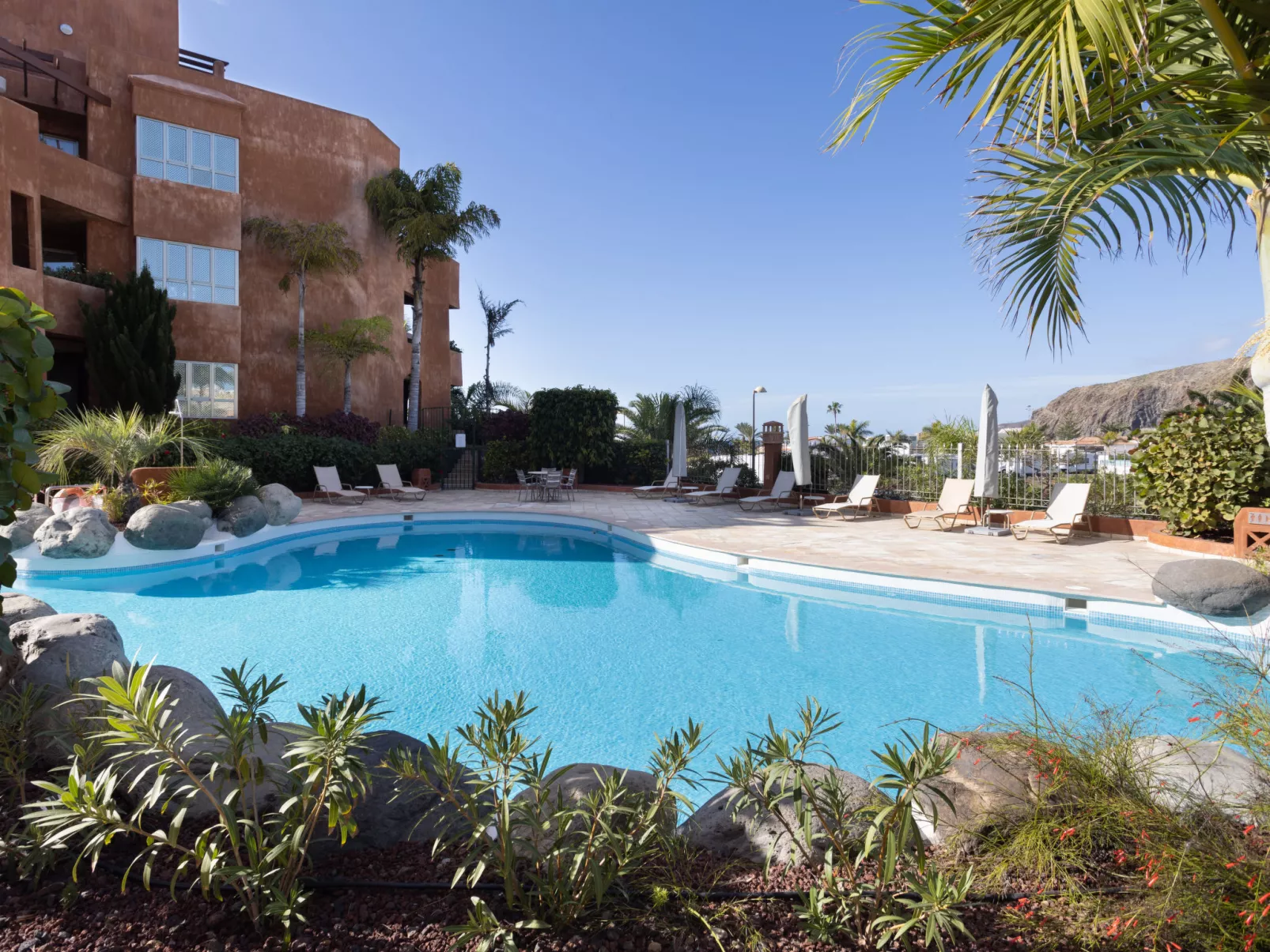 Duplex Bencomo-Outside