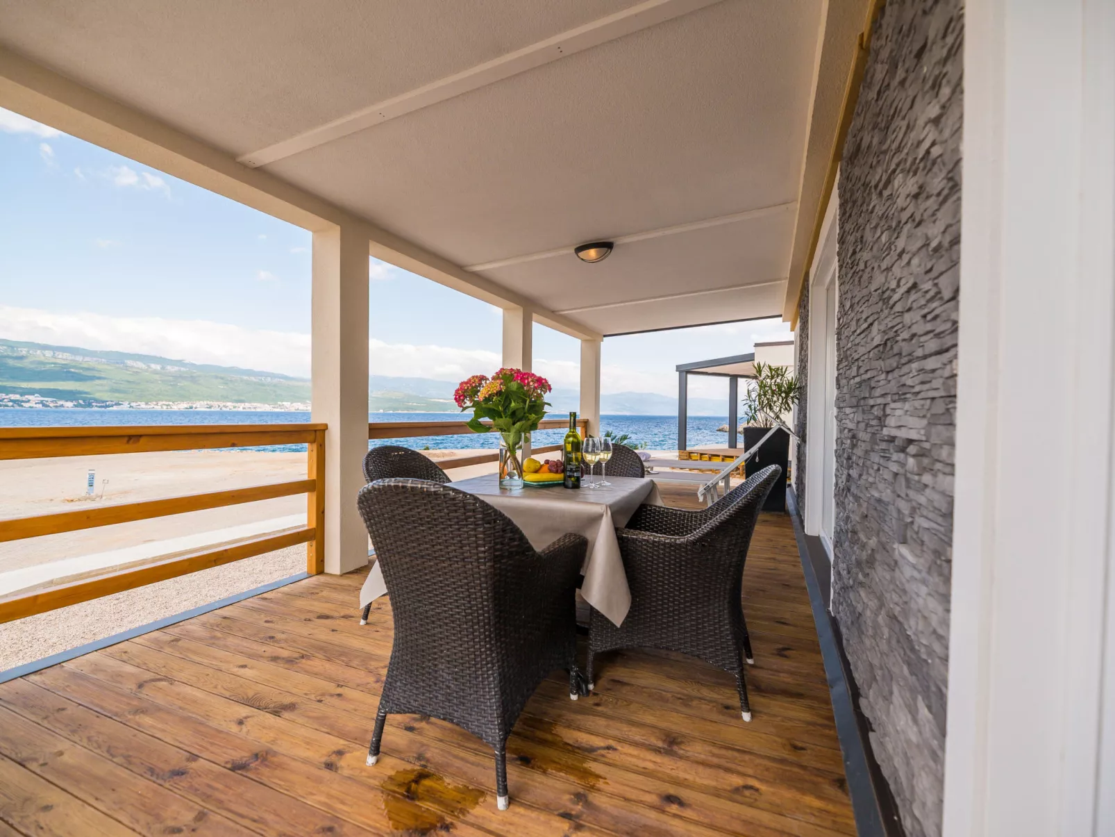 Sea side mobile home-Draußen