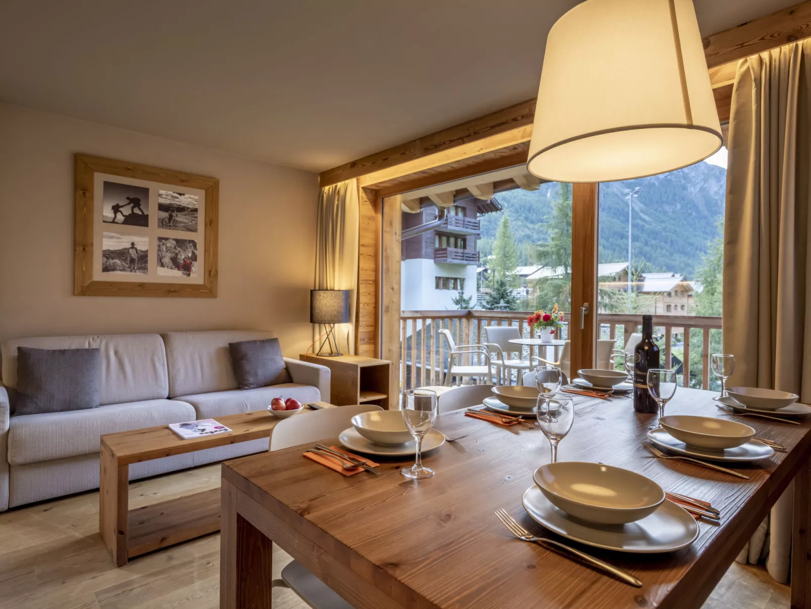 SWISSPEAK Resorts Zinal-Inside
