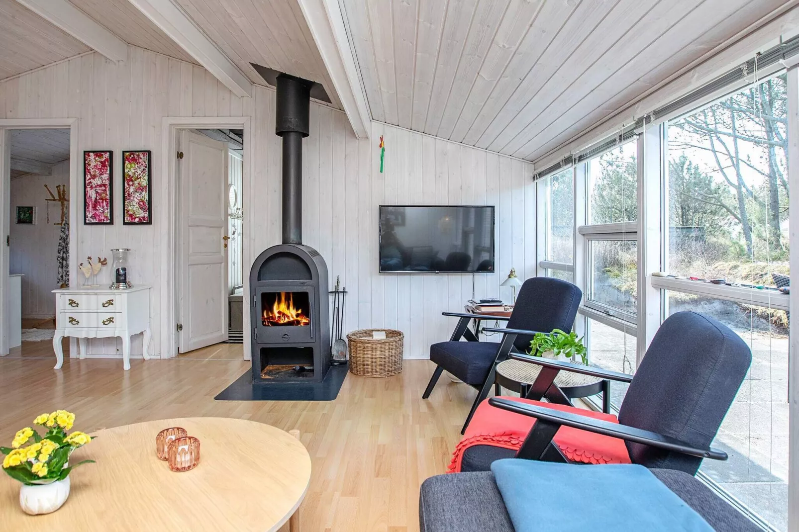 Bright Coastal Retreat in Vorupor-By Traum-Indoor