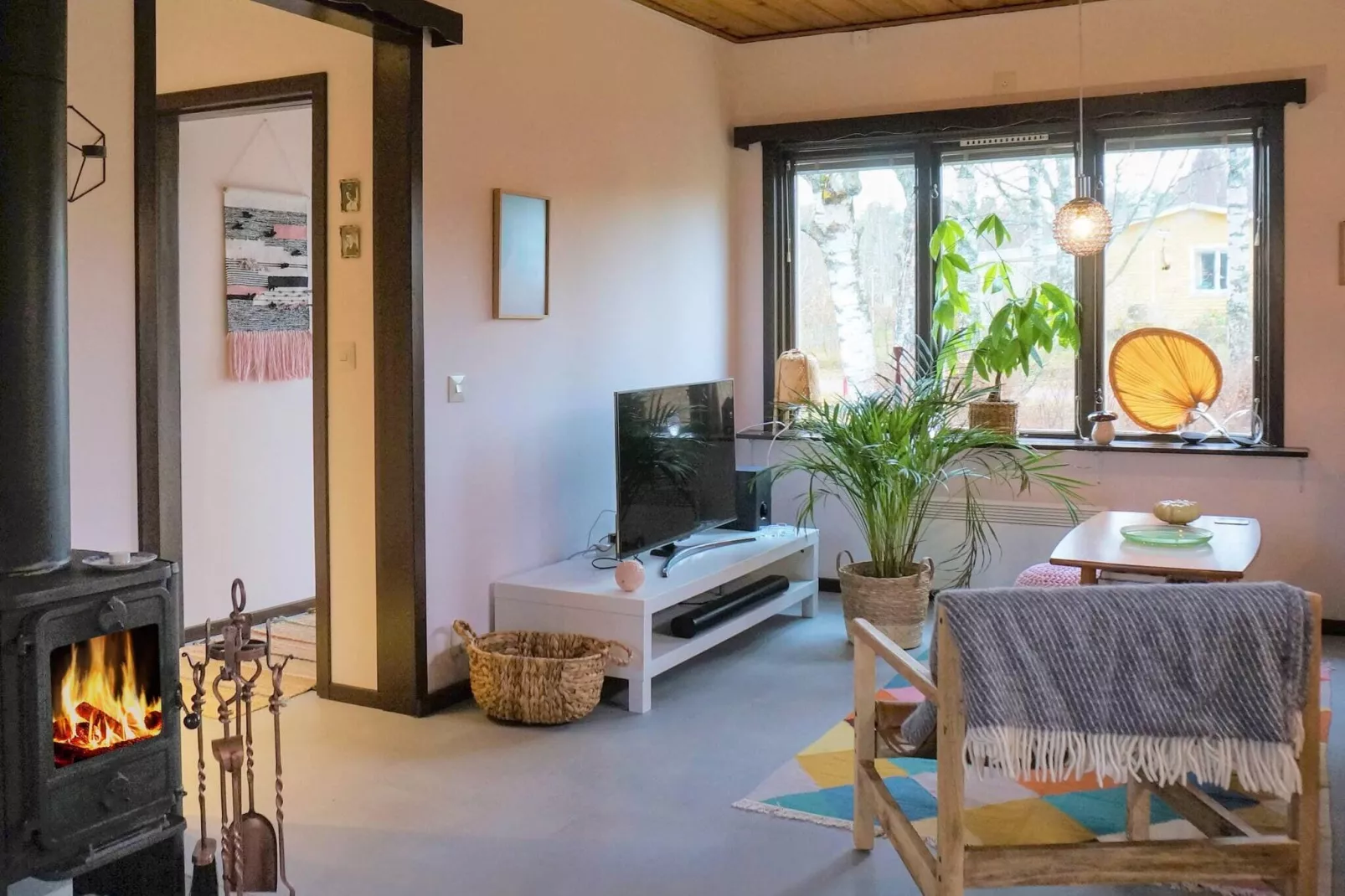 Charming Summer Cottage with Sauna-By Traum-Indoor