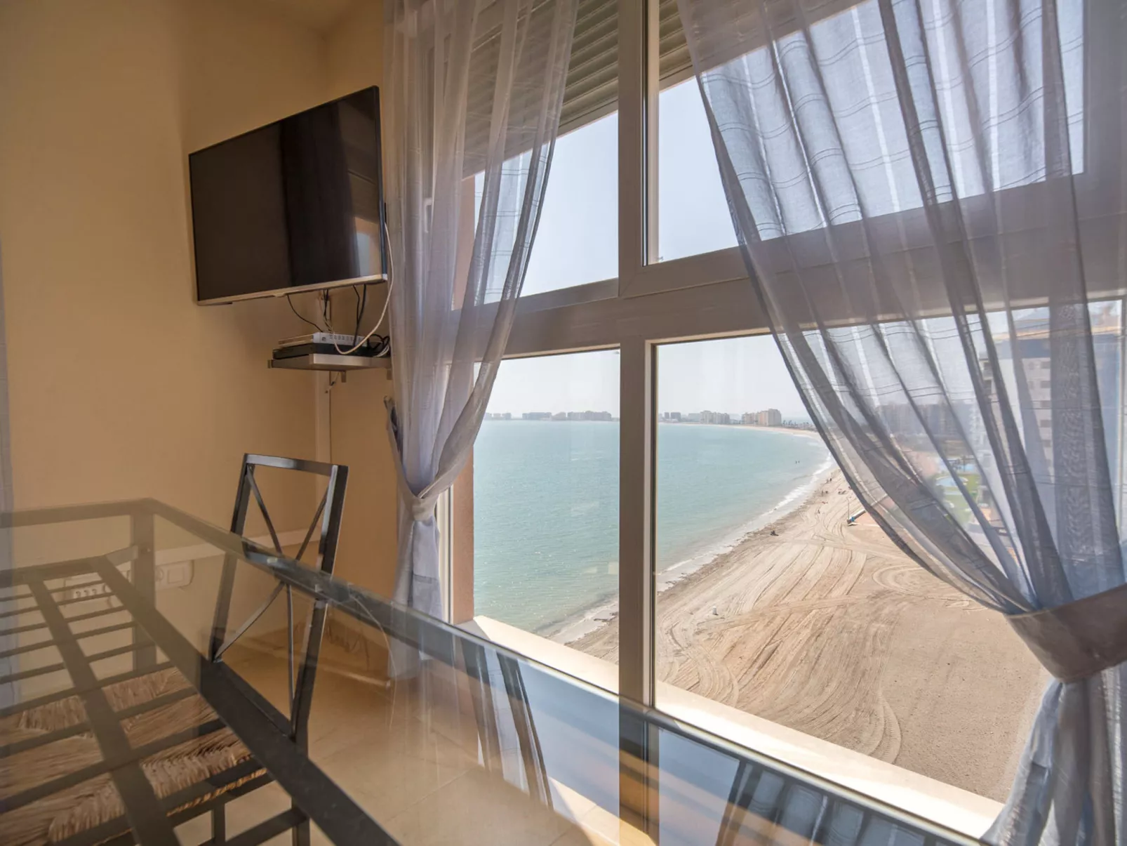 Punta Cormoran-Inside
