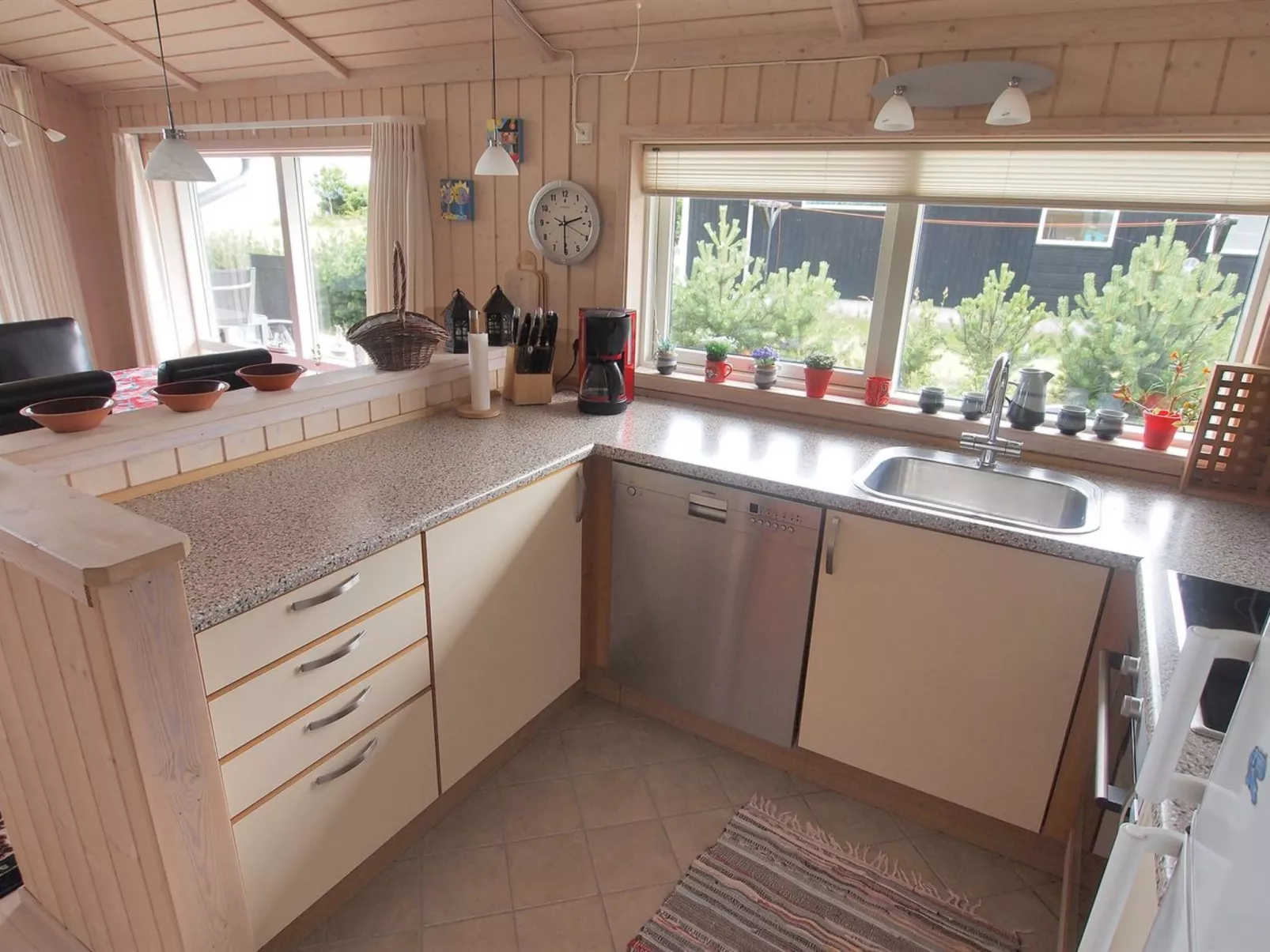 "Hane" - 150m from the sea-Inside