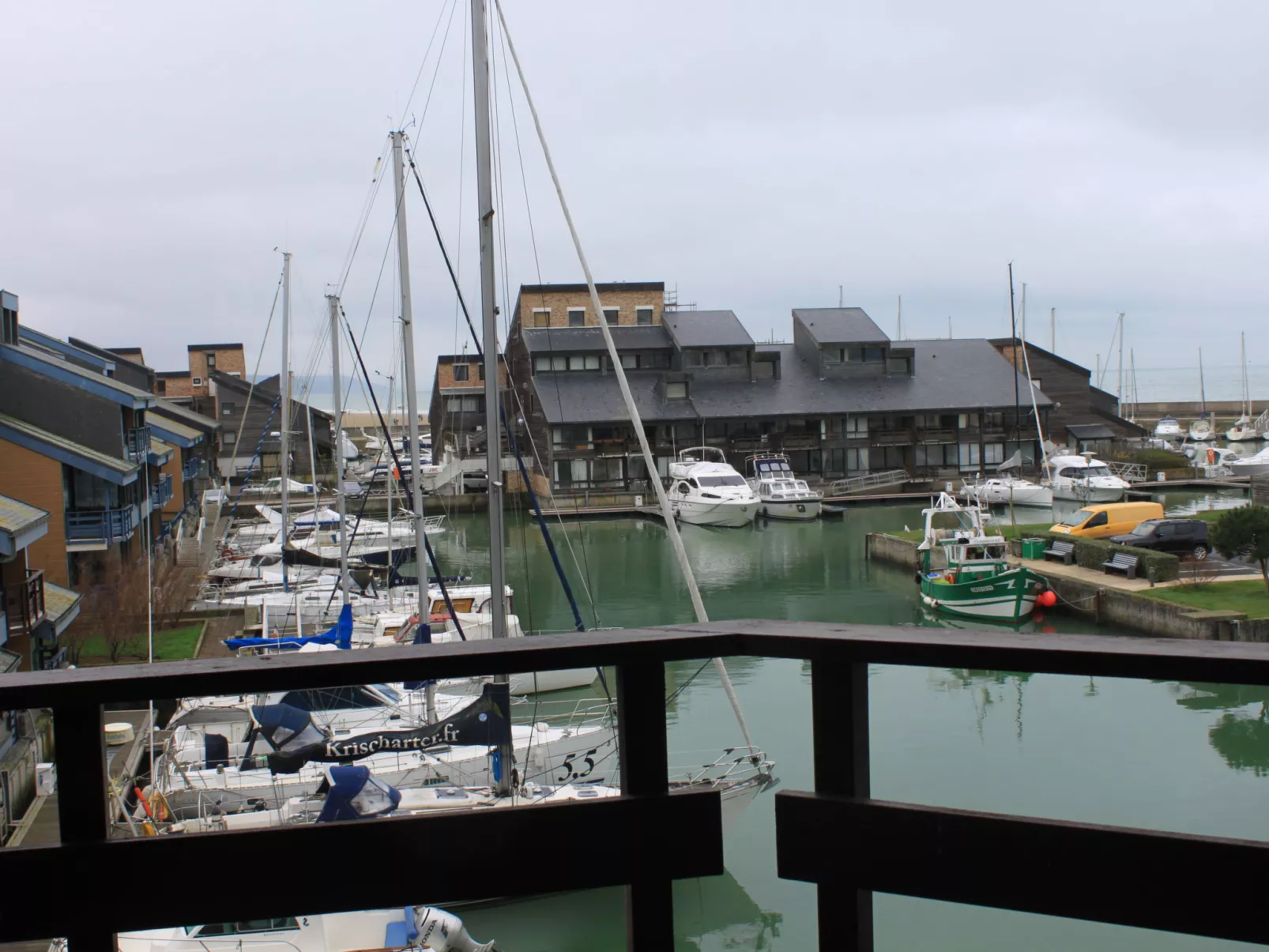 Les Marinas-Dehors