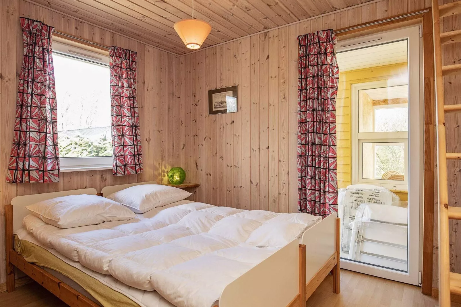 Tranquil Nature Escape-By Traum-Indoor
