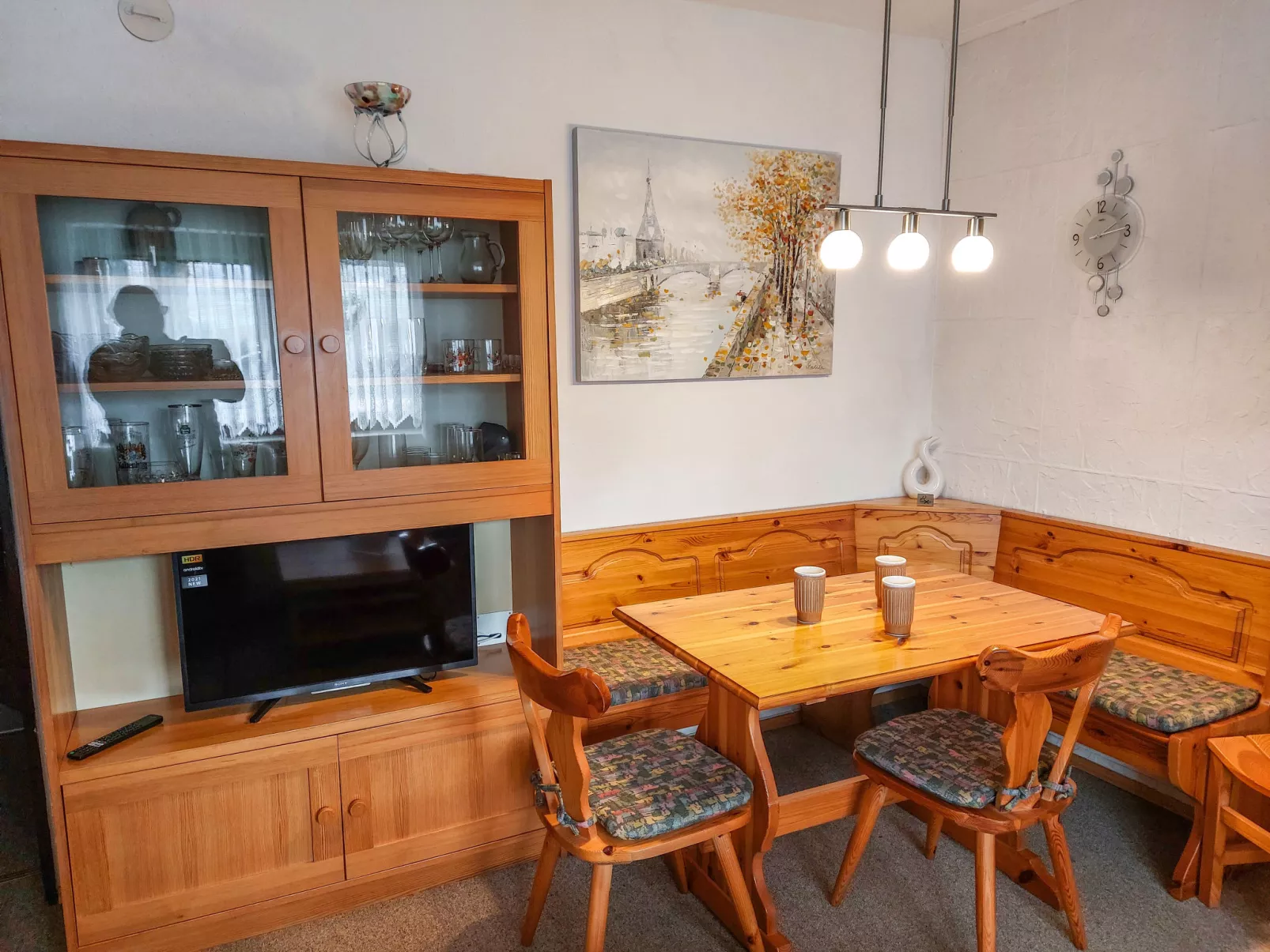 Am Hohen Bogen-Inside