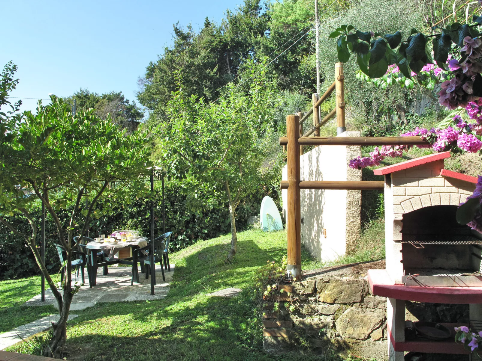 La Gerla-Outside