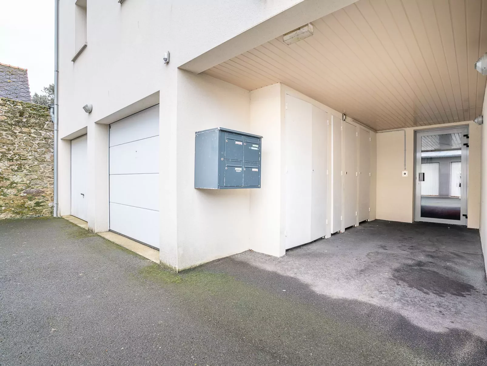 Clos Schuman-Outside
