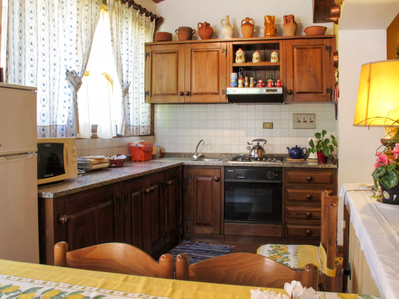 Agrifoglio-Inside