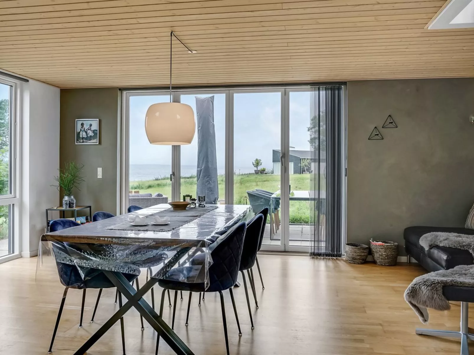 "Anny" - 100m from the sea-Inside